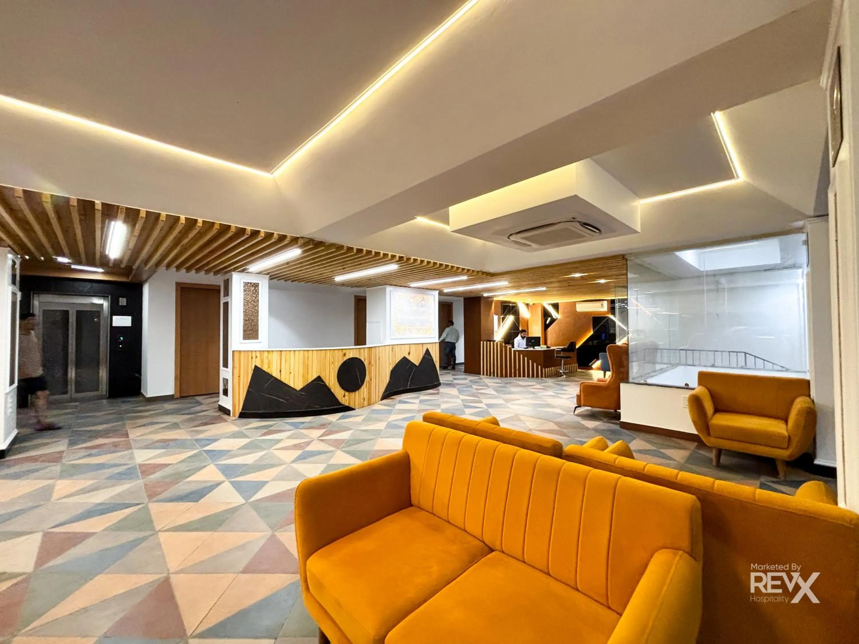 Living room in Oak Leaf Hotel