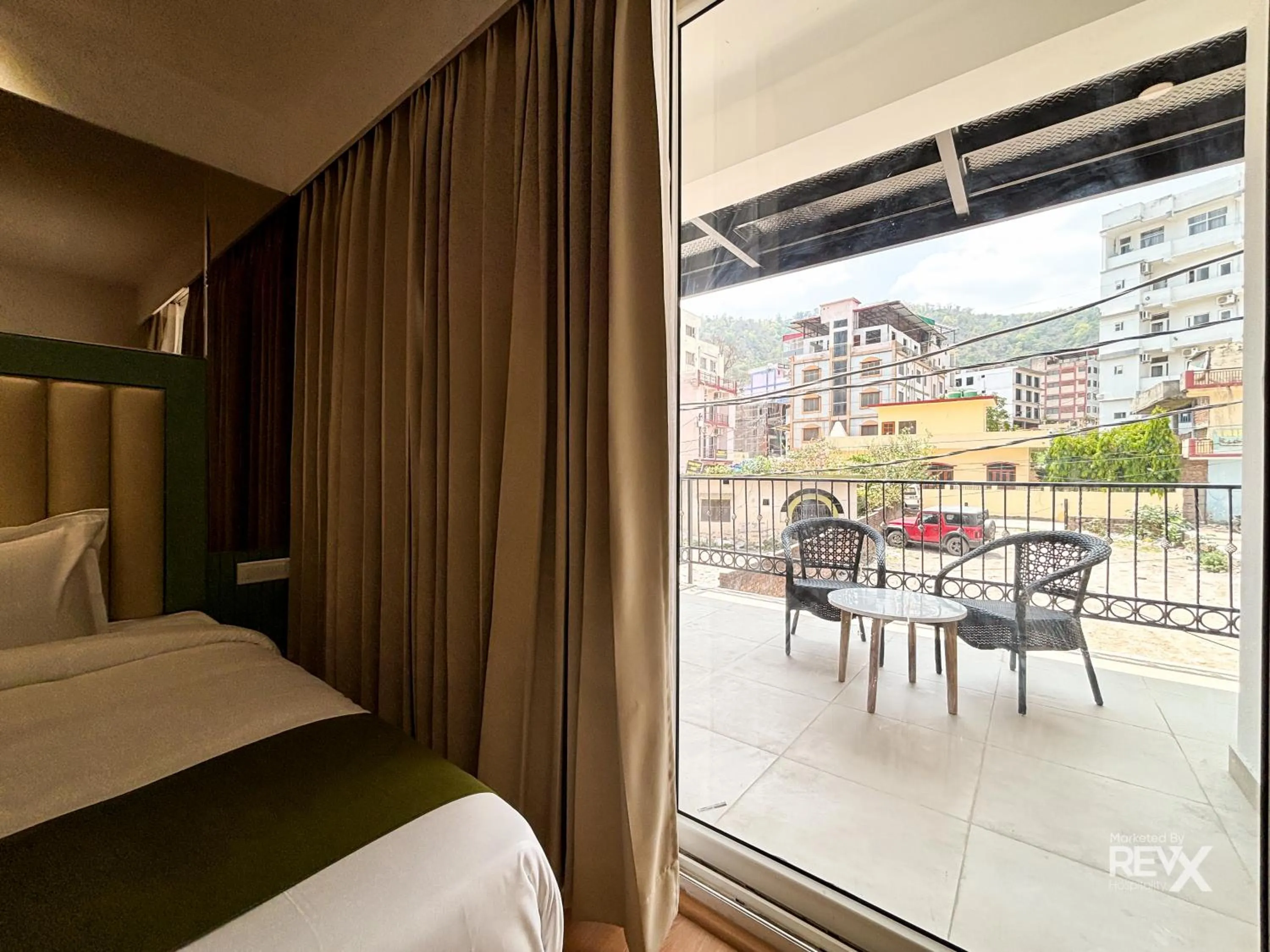 Bed in Oak Leaf Hotel