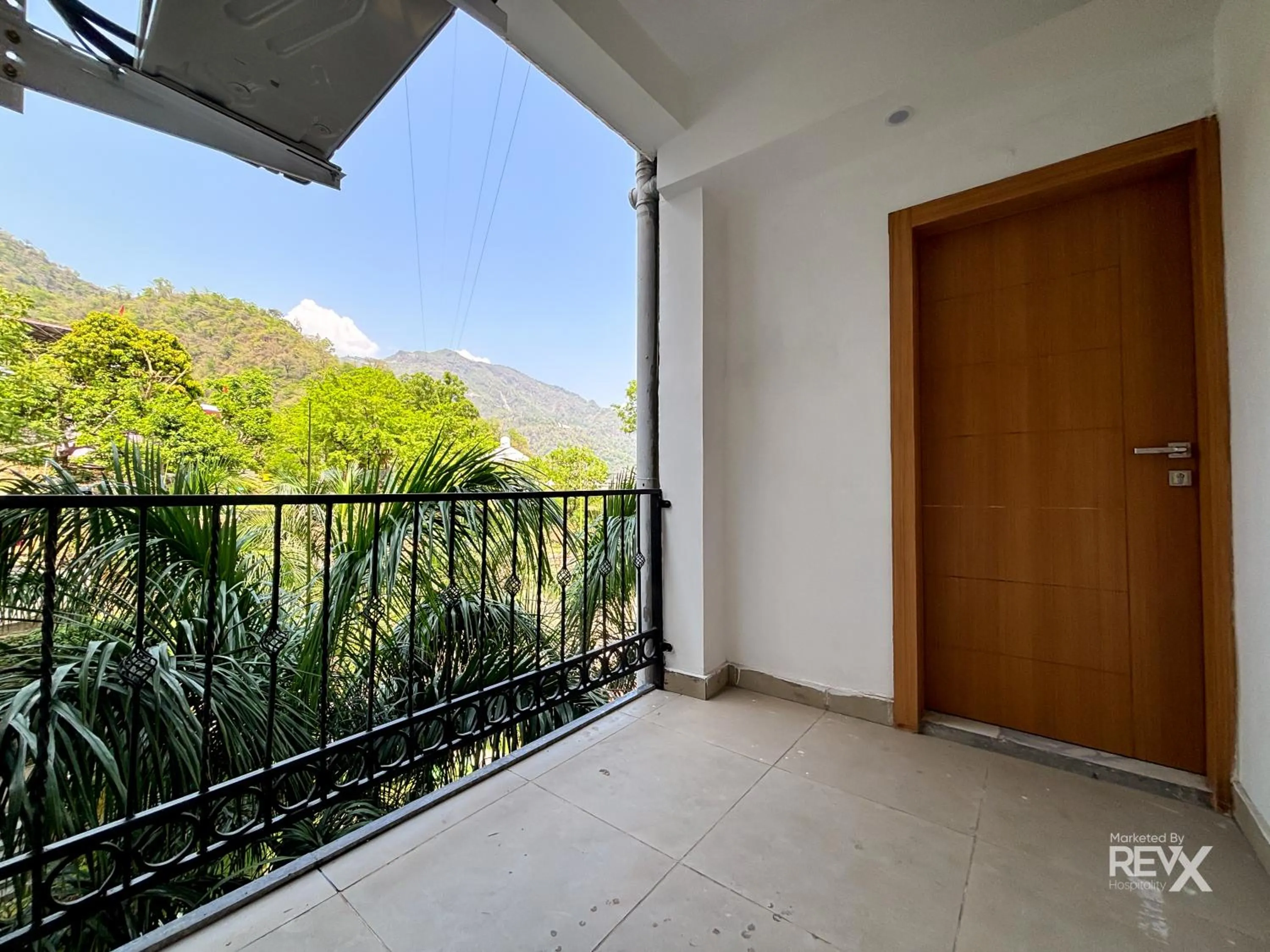 View (from property/room) in Oak Leaf Hotel