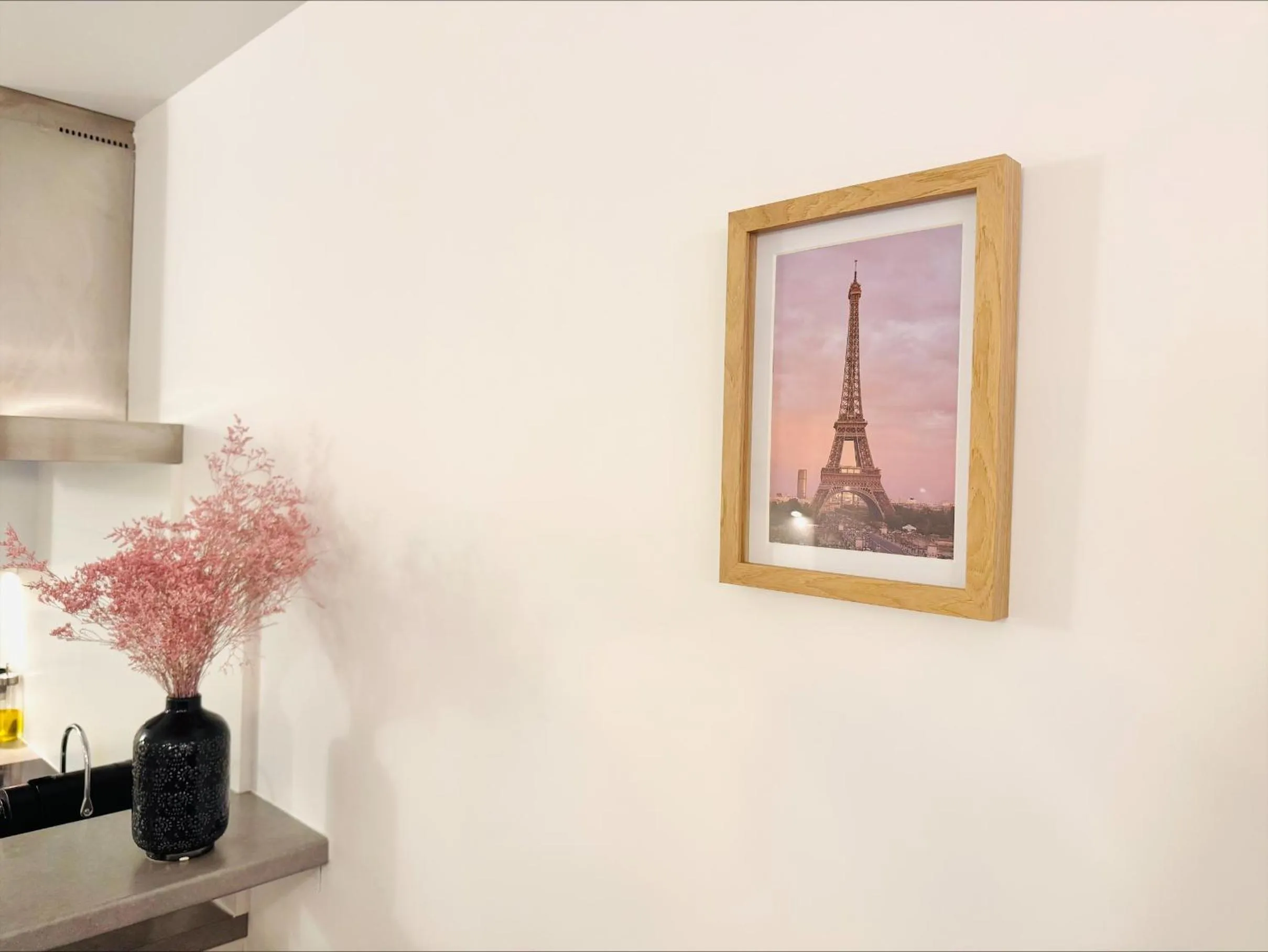 Kitchen or kitchenette in Appartements - Le Logis Versaillais