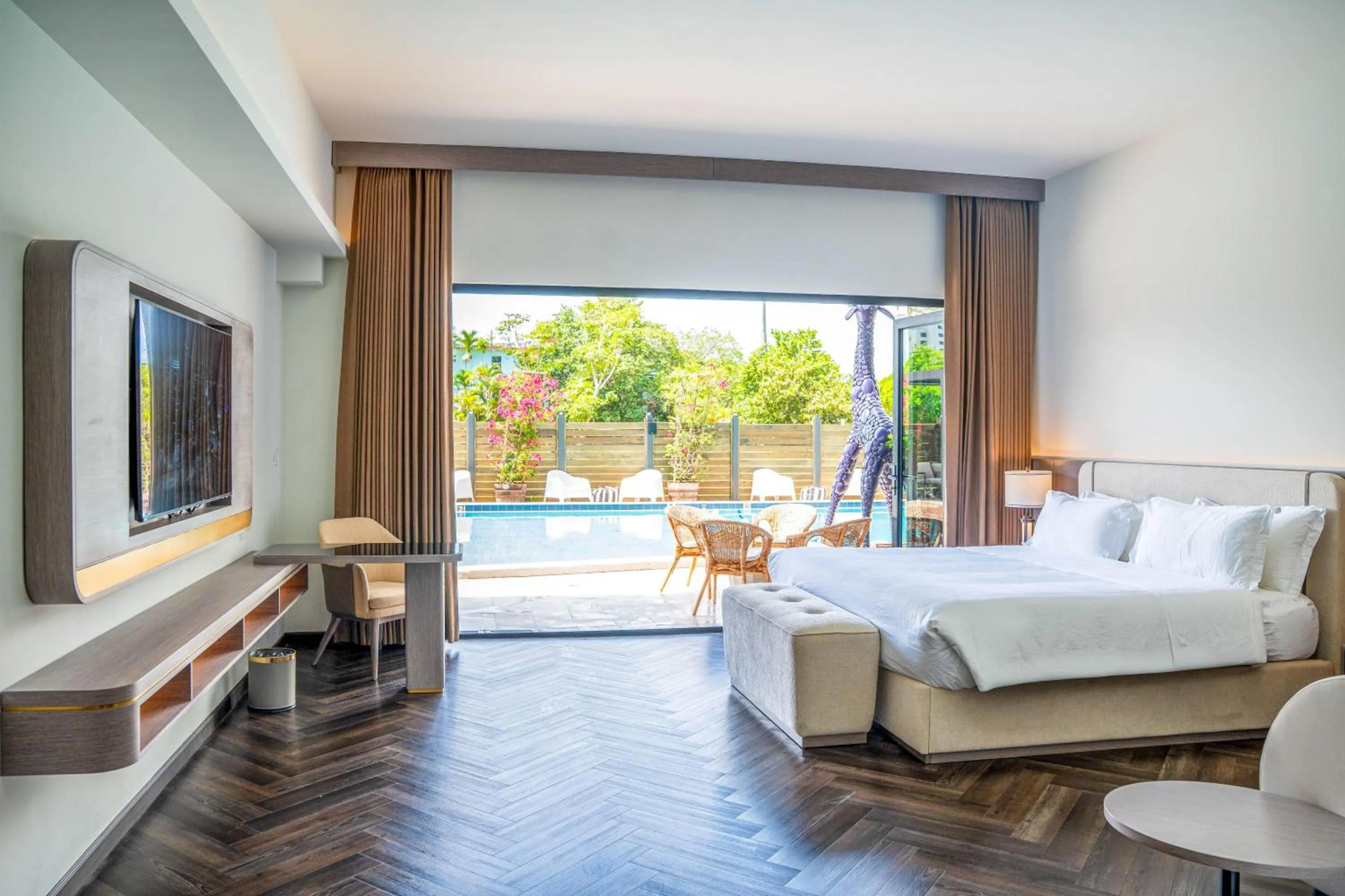 Photo of the whole room, Bed in Barley House Hotel, Trademark Collection by Wyndham