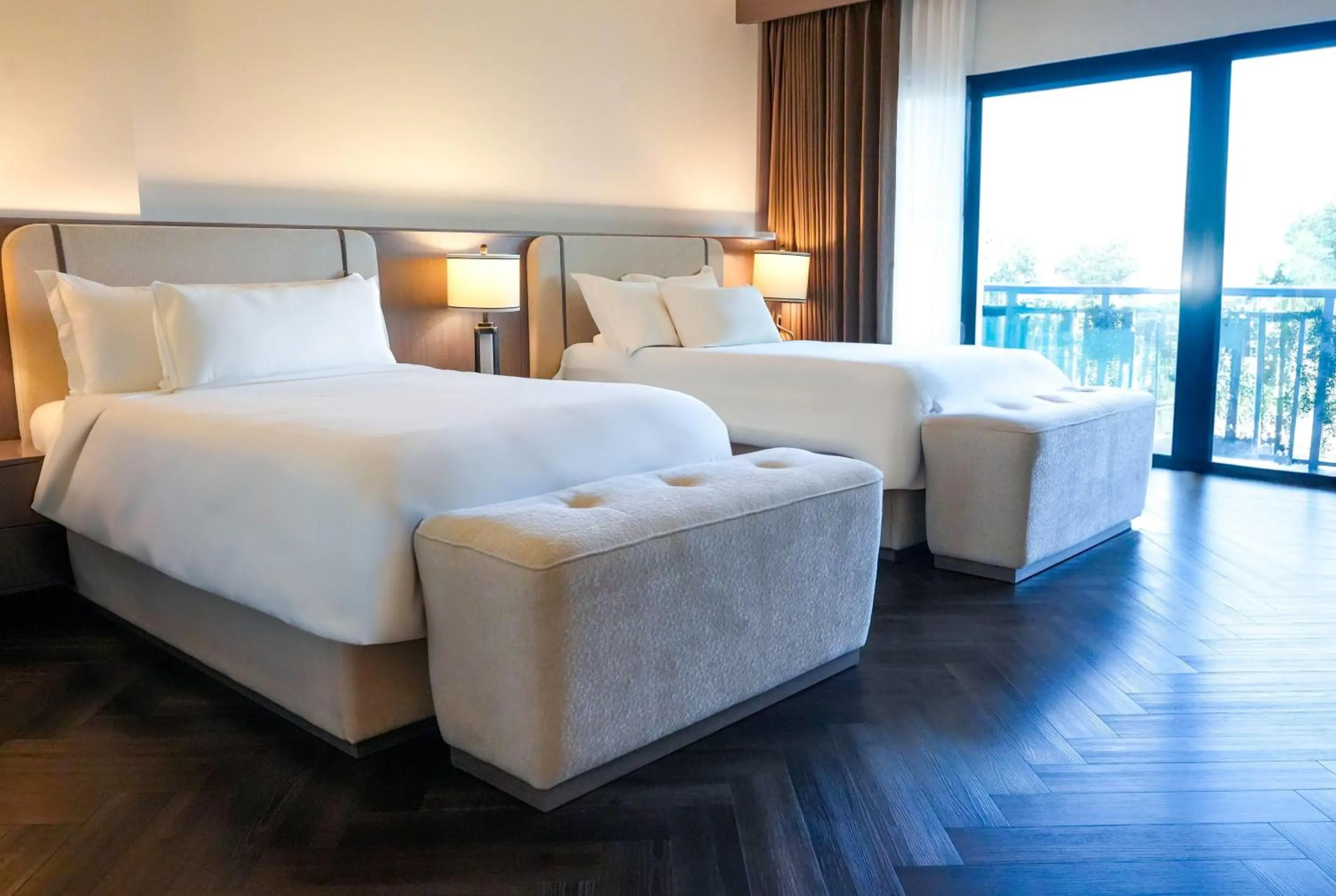 Photo of the whole room, Bed in Barley House Hotel, Trademark Collection by Wyndham