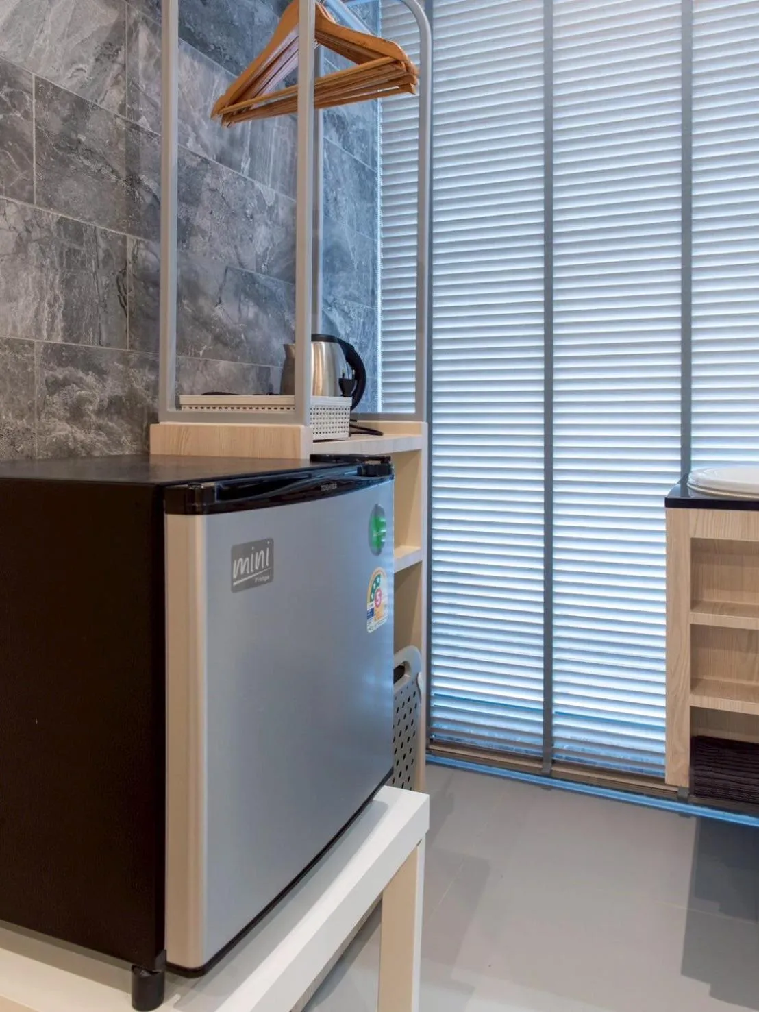 Coffee/tea facilities in Shizuka House - 500 m walk to BTS Phrom Phong