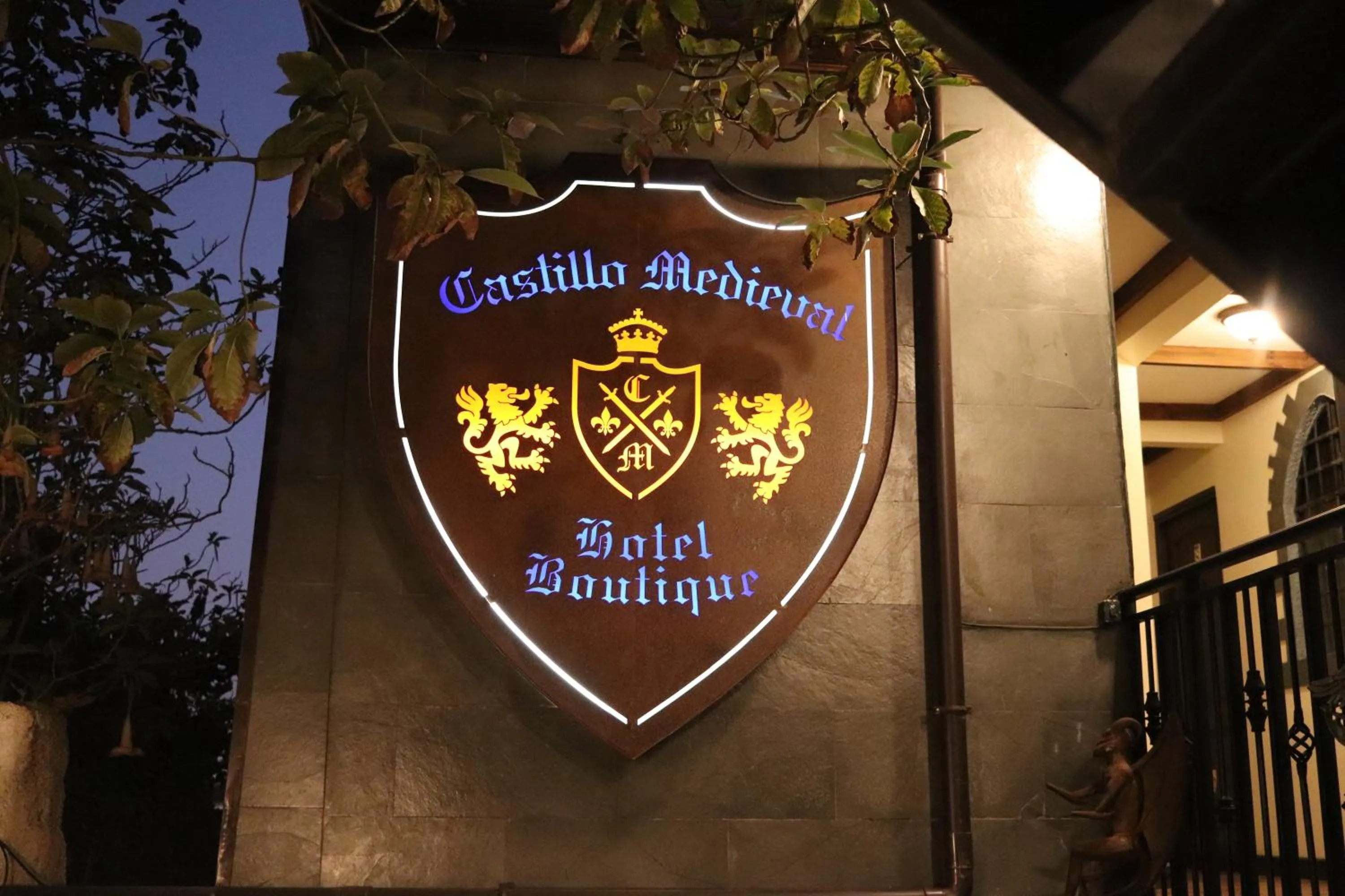 Night in Castillo Medieval