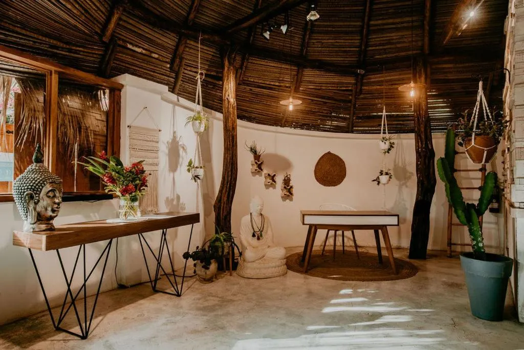 Living room in Sansara Surf Yoga & Resort