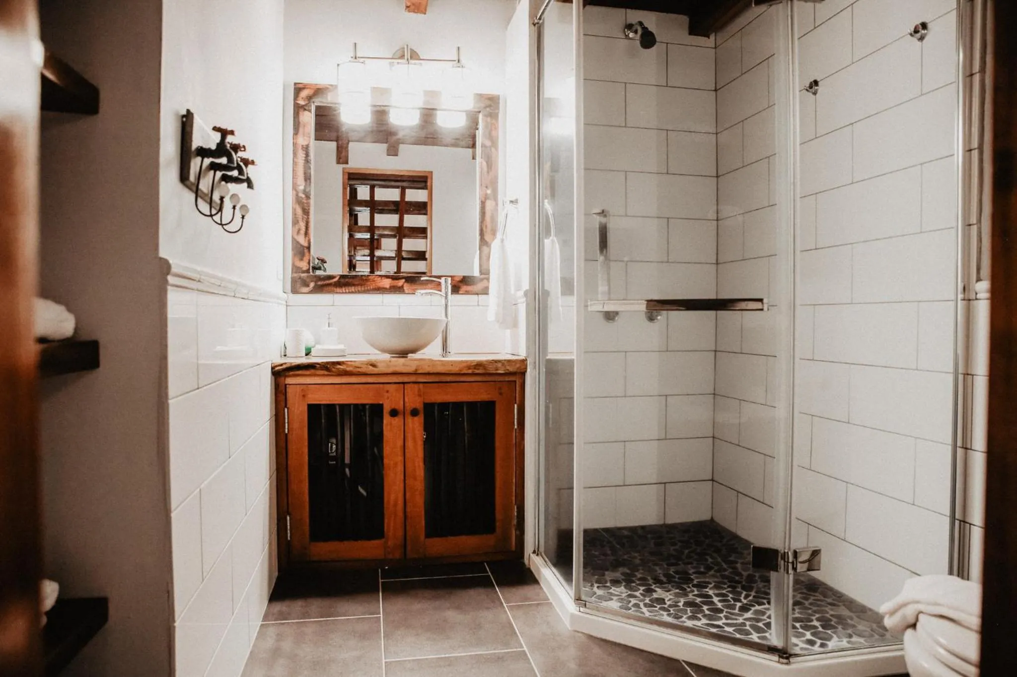Bathroom in Sansara Surf Yoga & Resort