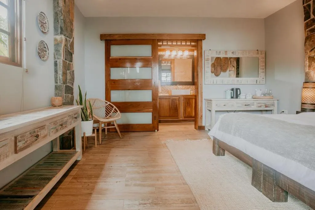 Photo of the whole room, Bed in Sansara Surf Yoga & Resort