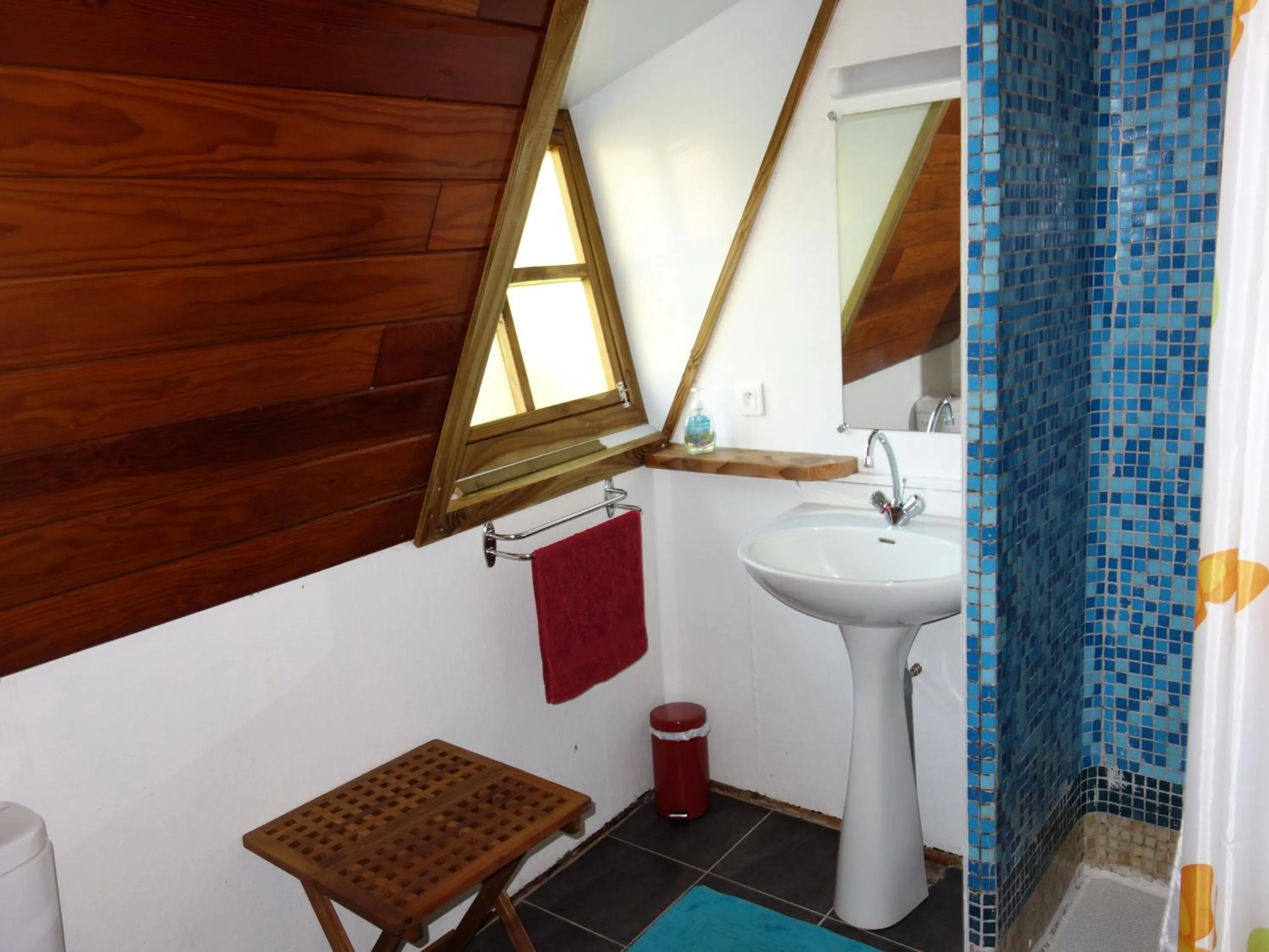 Bathroom in Pension Les Trois Cascades