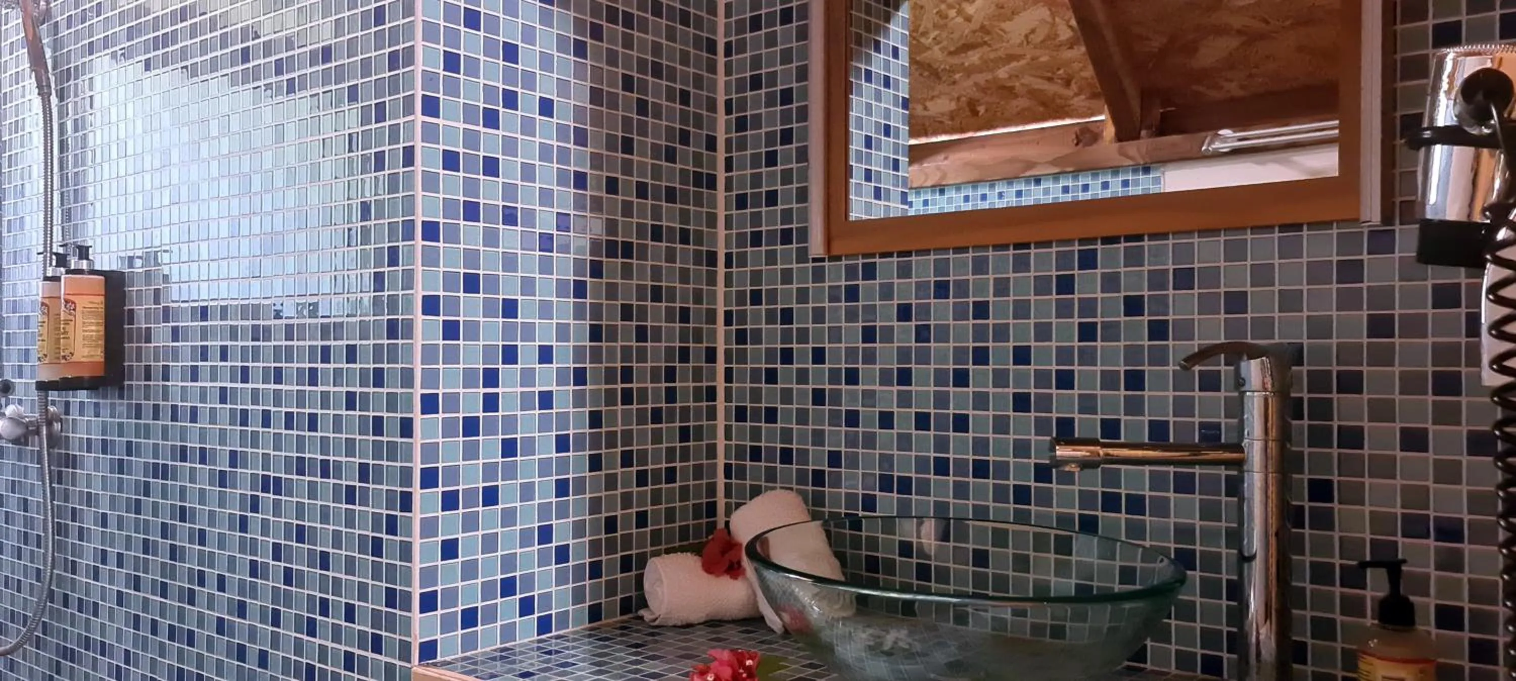 Bathroom in Pension Les Trois Cascades