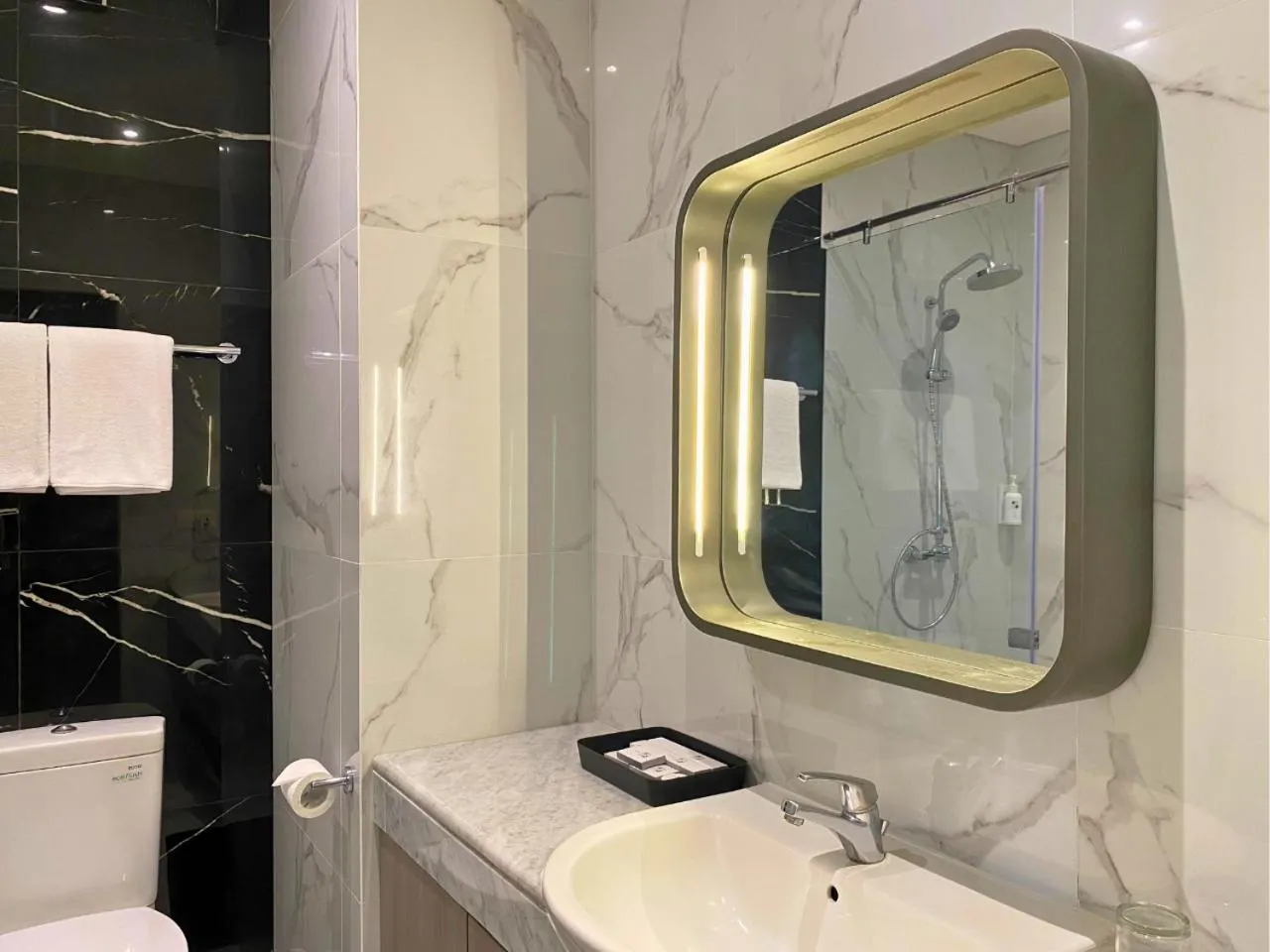 Zest Jemursari by Swiss-Belhotel International