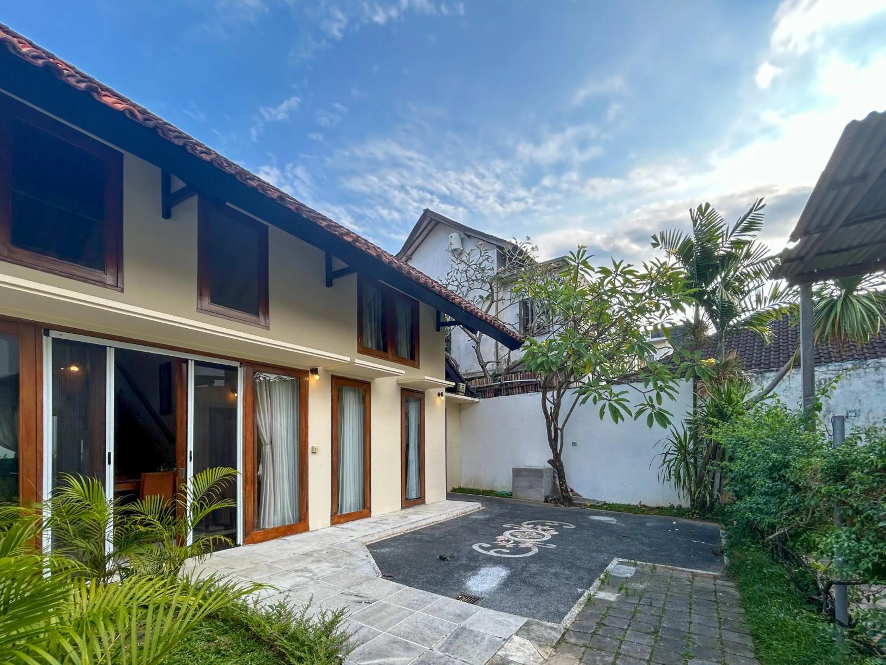 Property building in Sayang Taman Villas