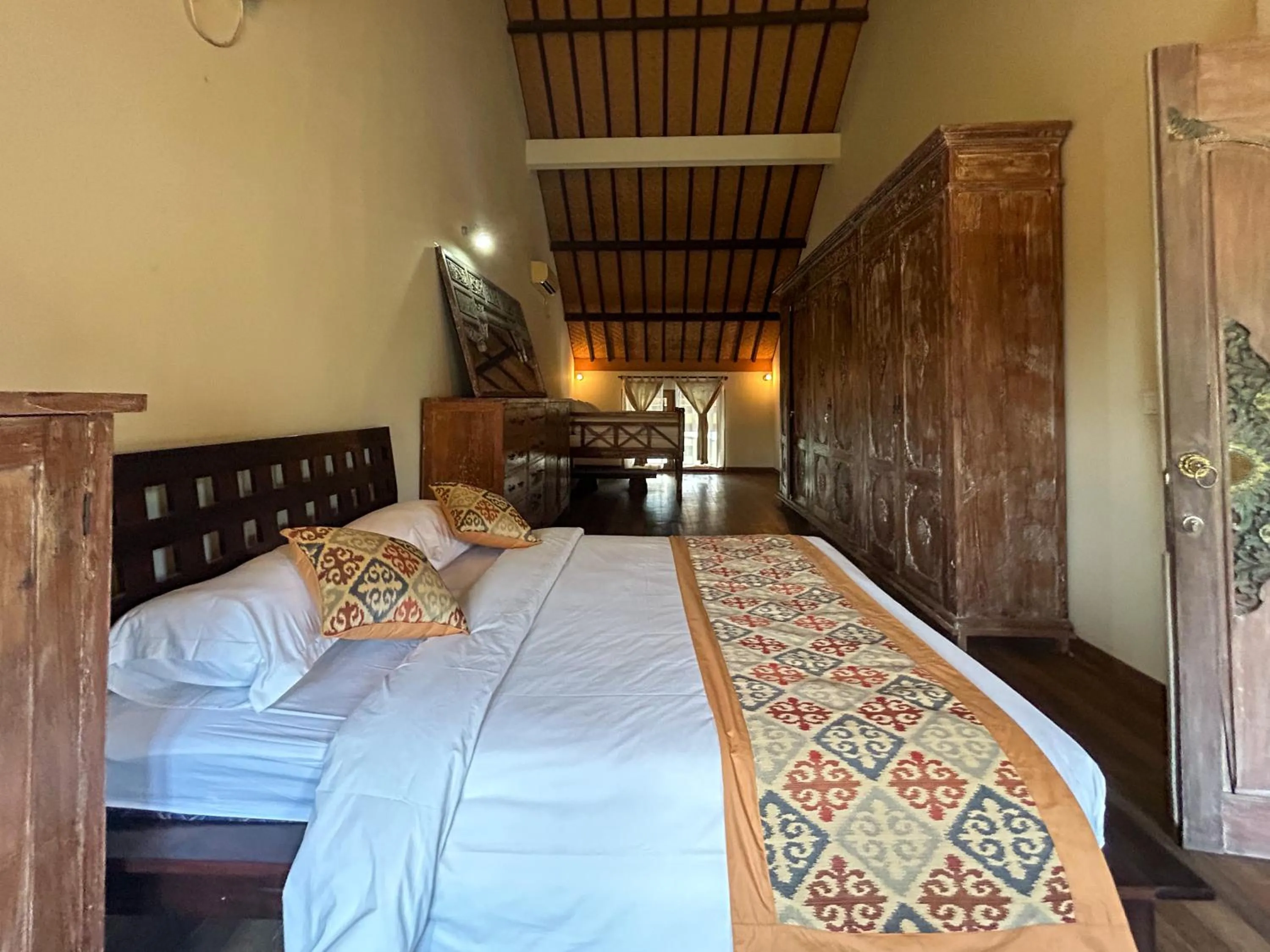 Bed in Sayang Taman Villas