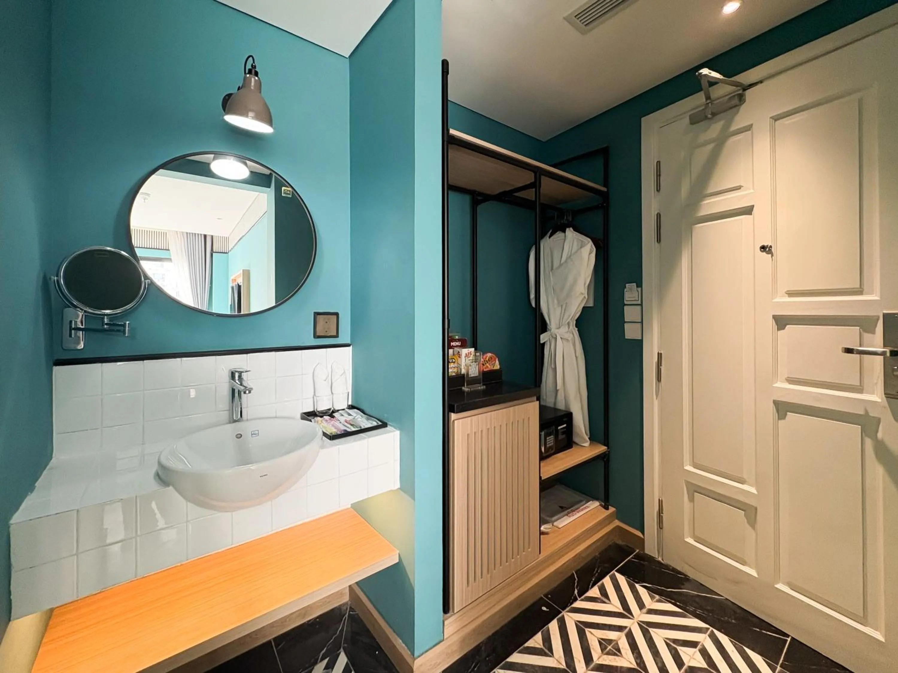 Shower in A25 Hotel - 130 Bà Triệu