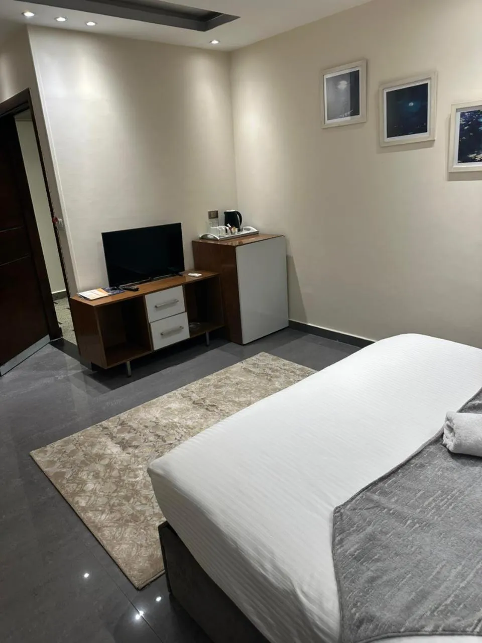 Bedroom, Bed in Pyramids Yard Hotel