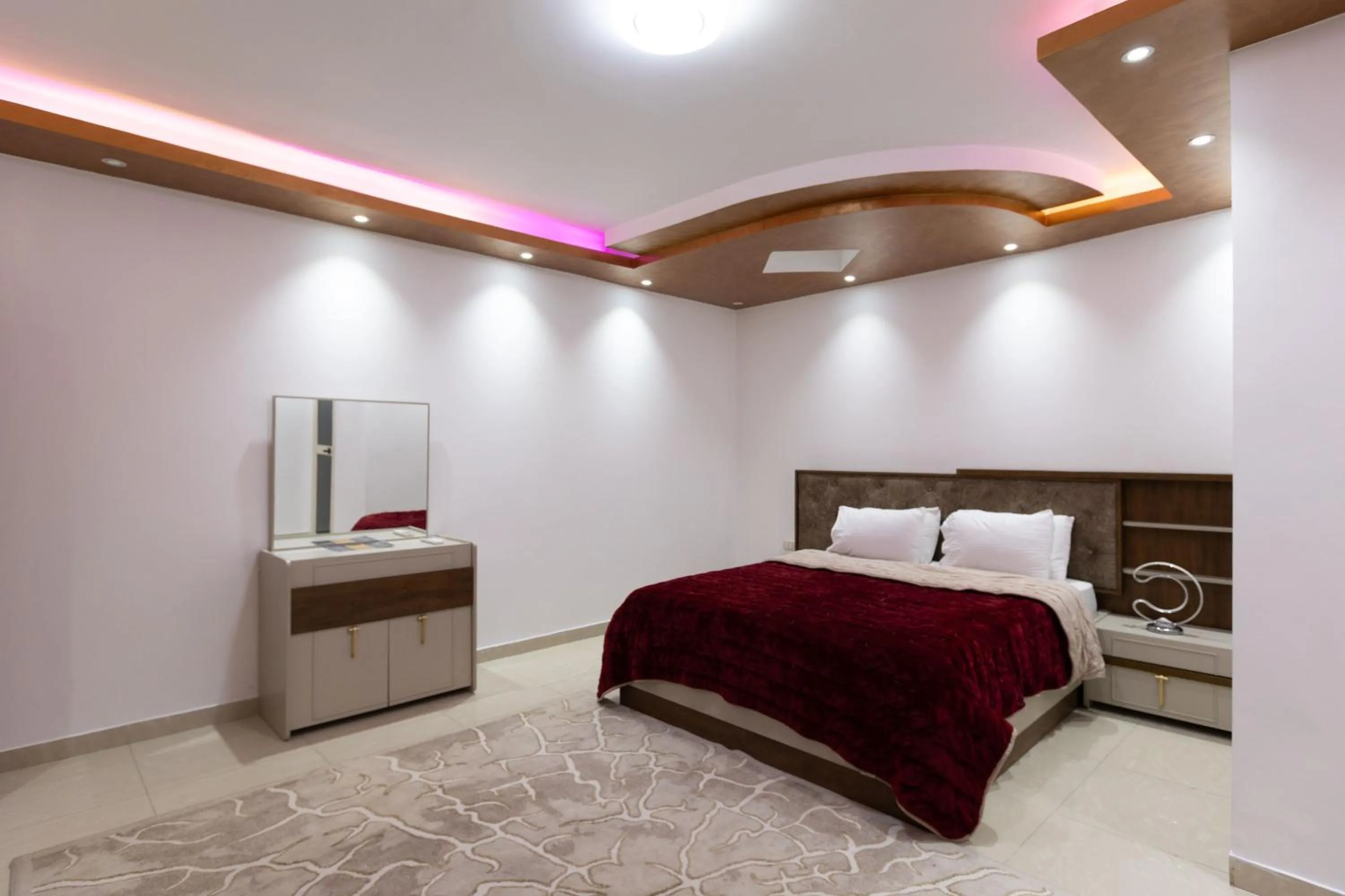 Bed in Pyramids Yard Hotel