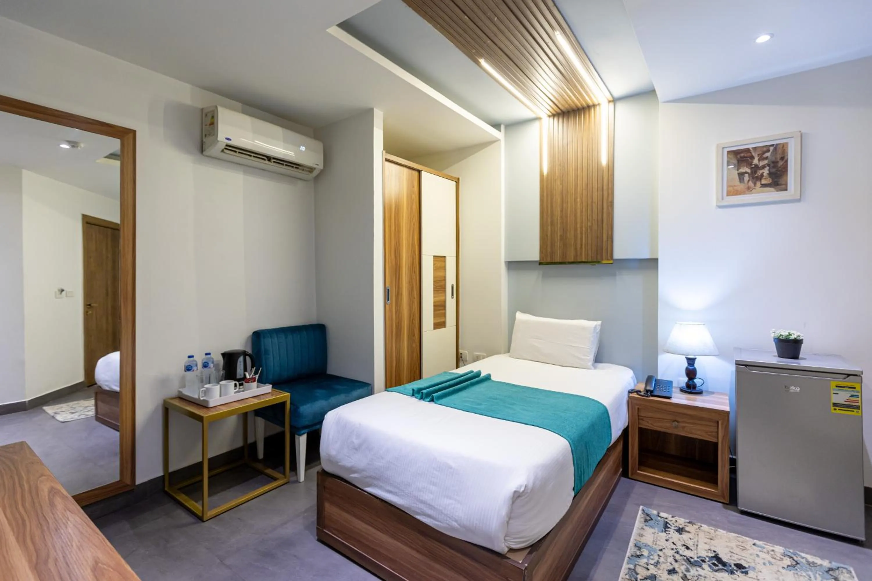 Bed in Pyramids Yard Hotel