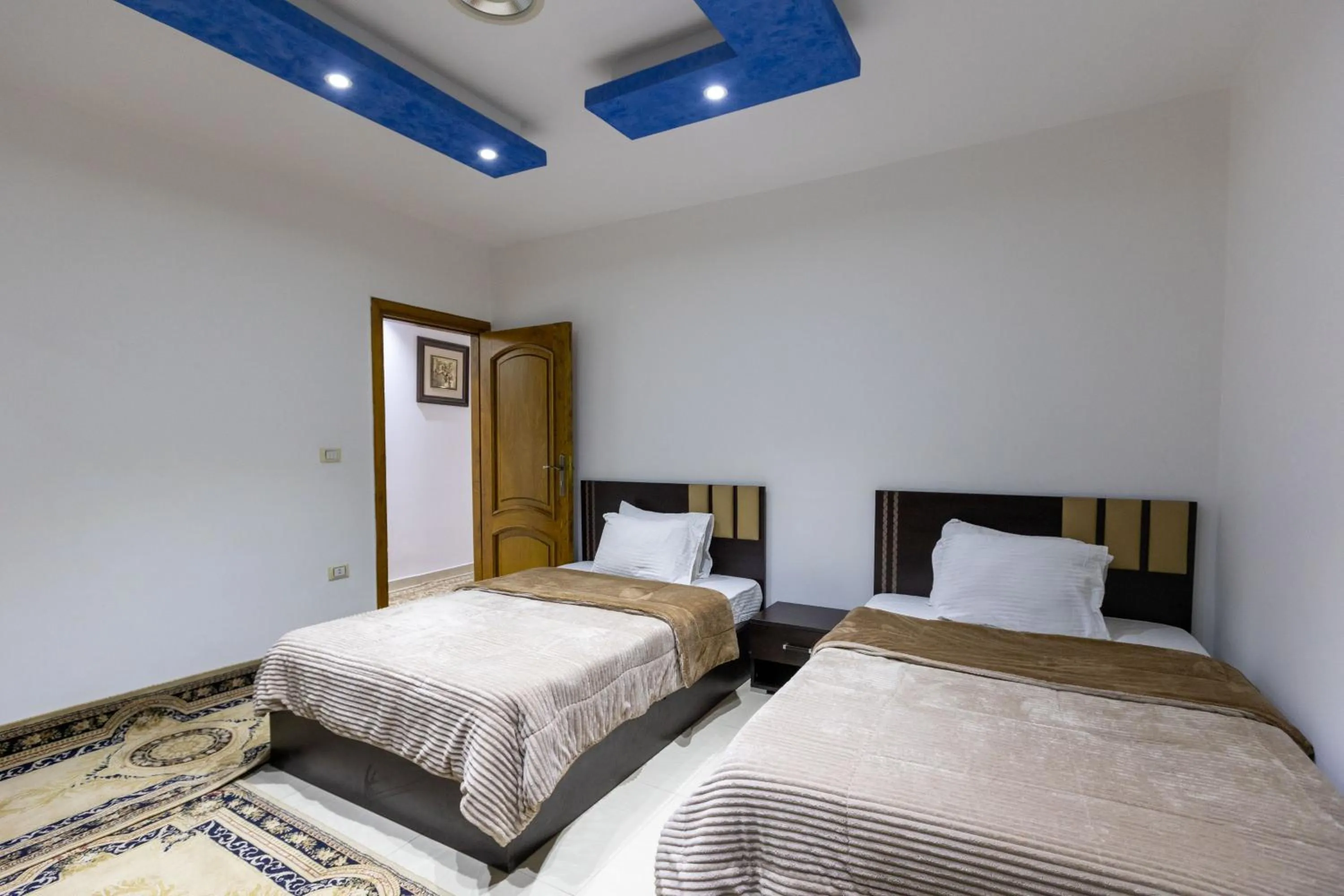 Bedroom, Bed in Pyramids Yard Hotel