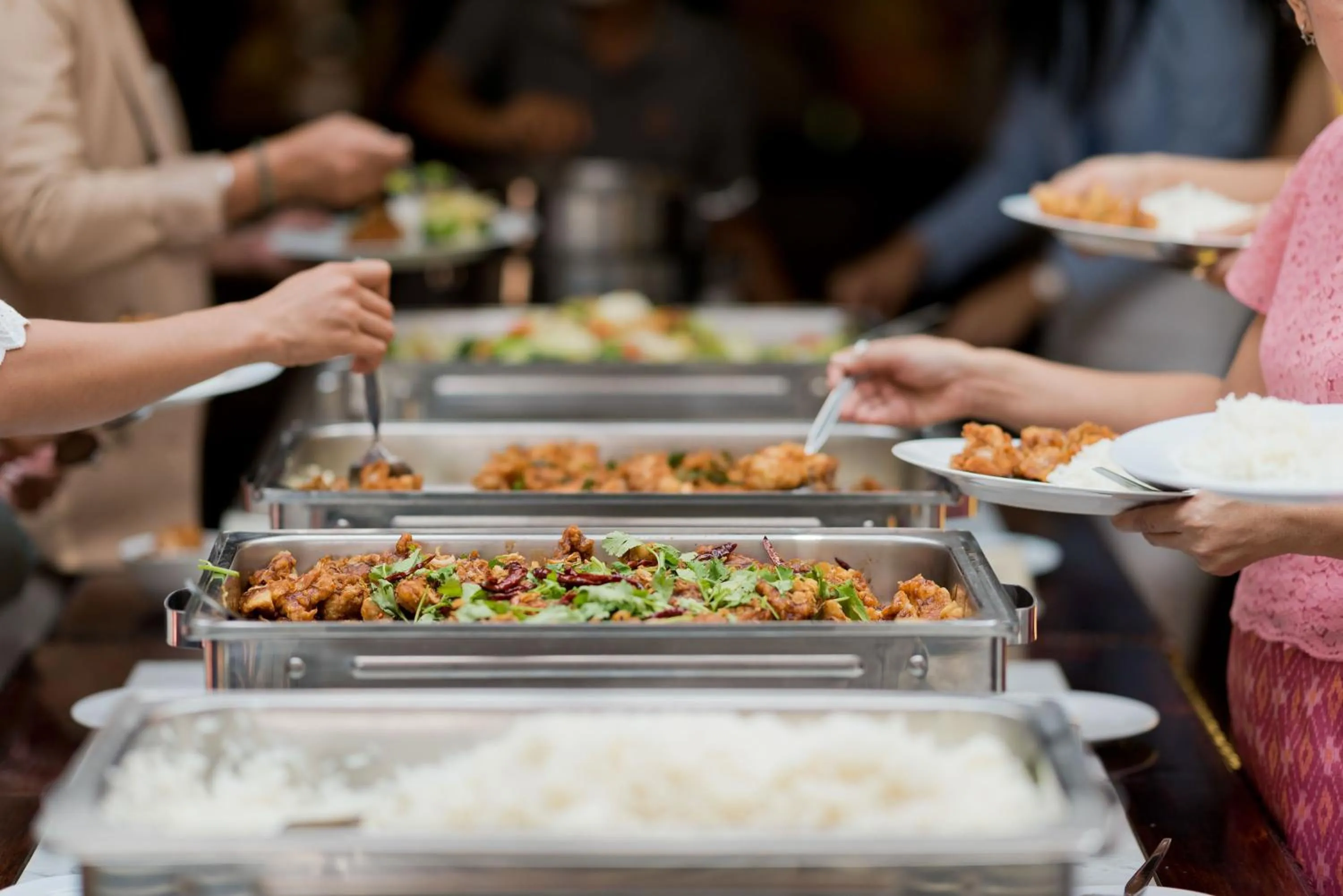 Restaurant/places to eat in Pyramids Yard Hotel