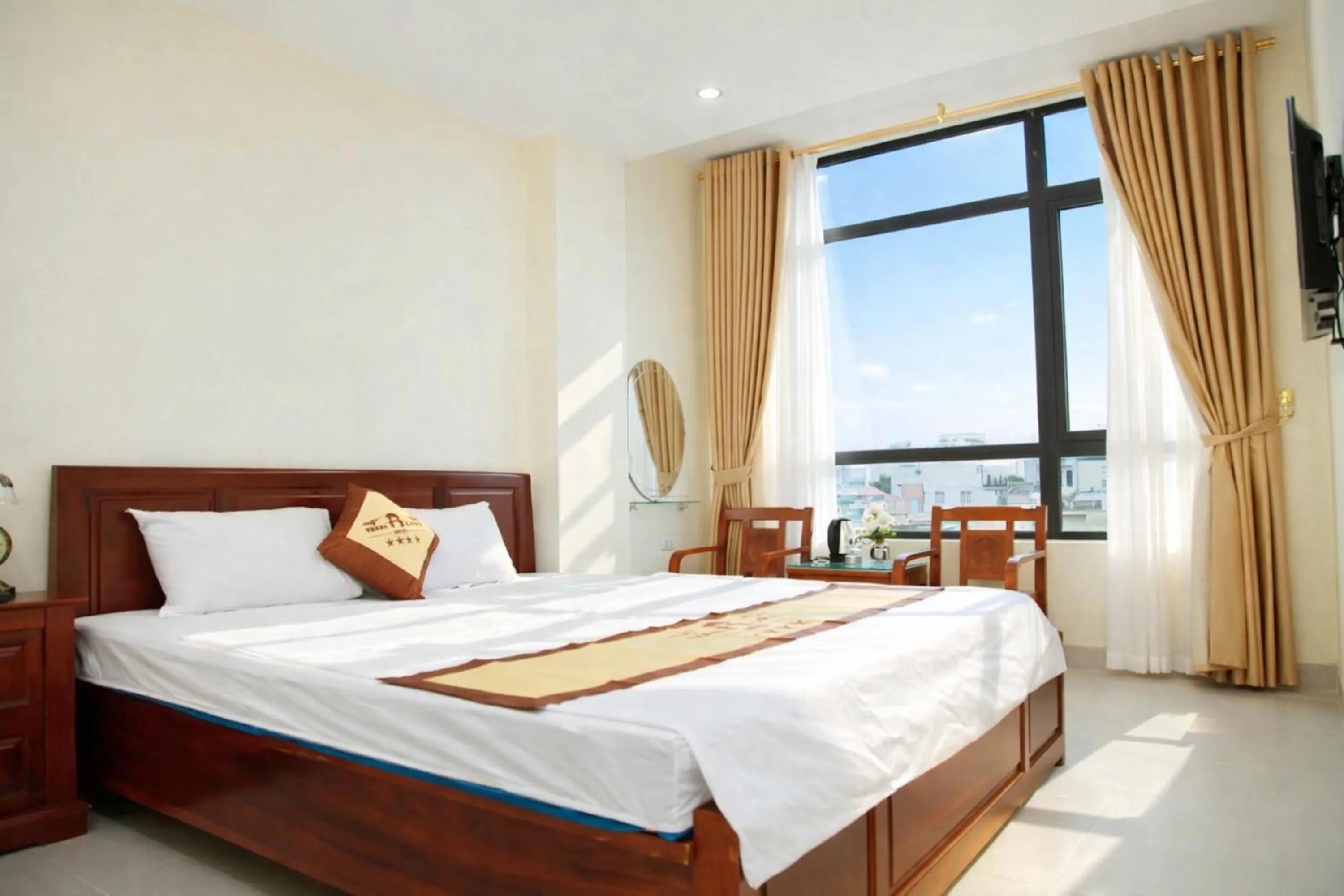 Photo of the whole room, Bed in Thăng Long Hotel Thanh Hoá