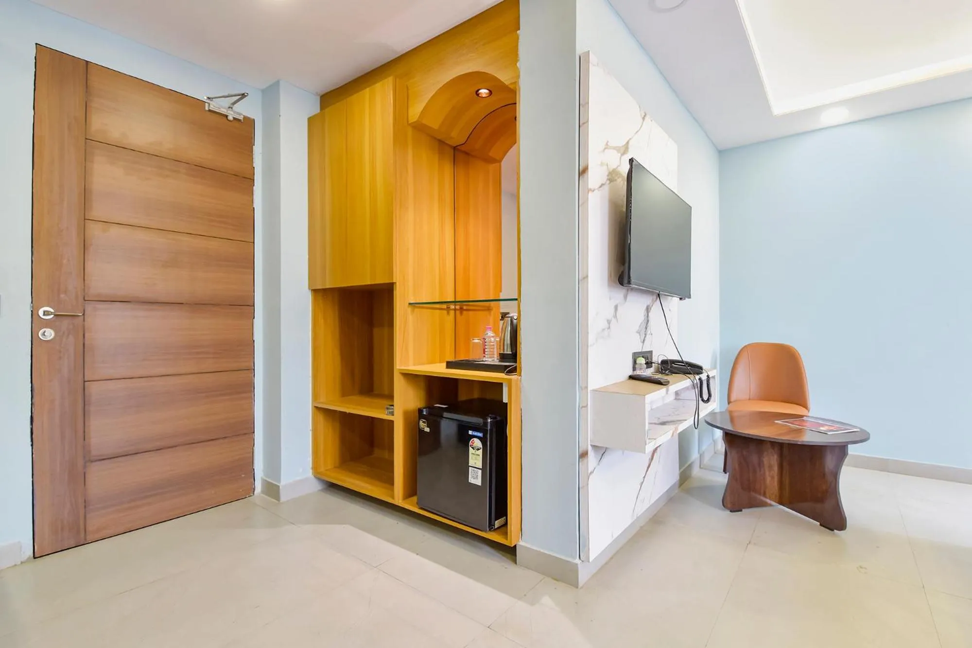 Bedroom in FabHotel Pink Palace Raja Park