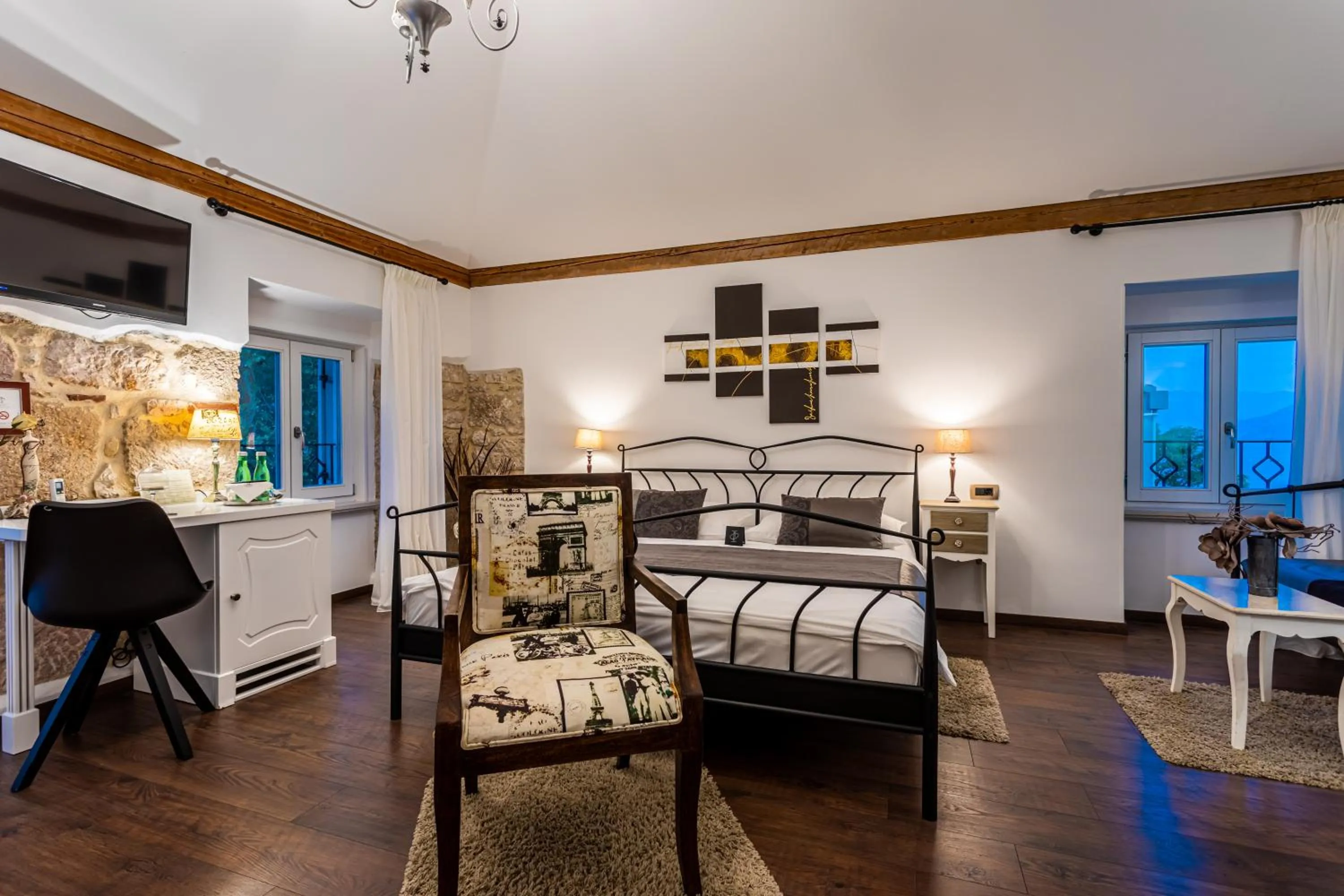 Photo of the whole room, Bed in Hotel Heritage Forza