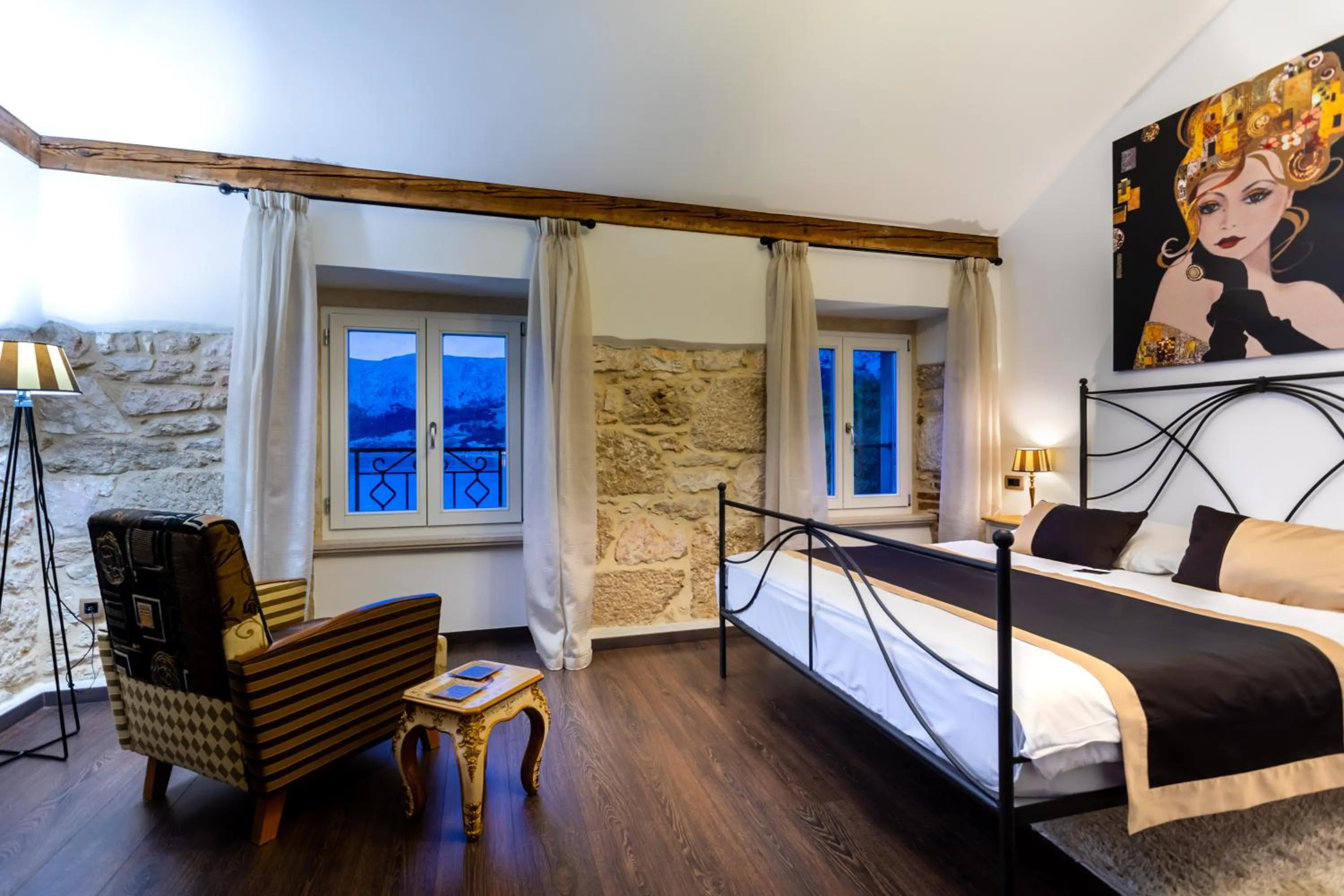 Bed in Hotel Heritage Forza