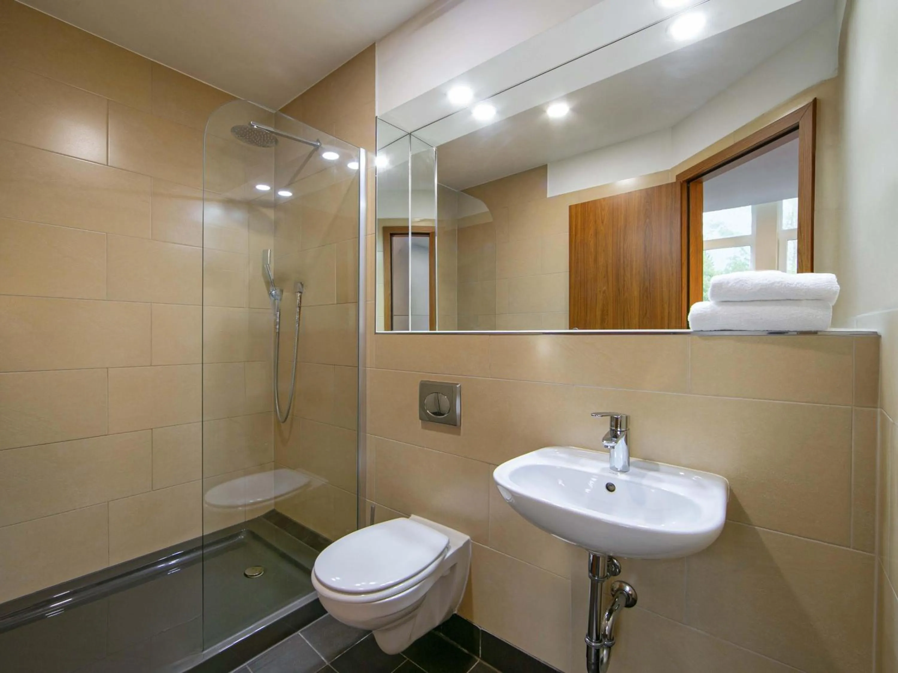 Shower in B&B HOTEL Berlin-Adlershof