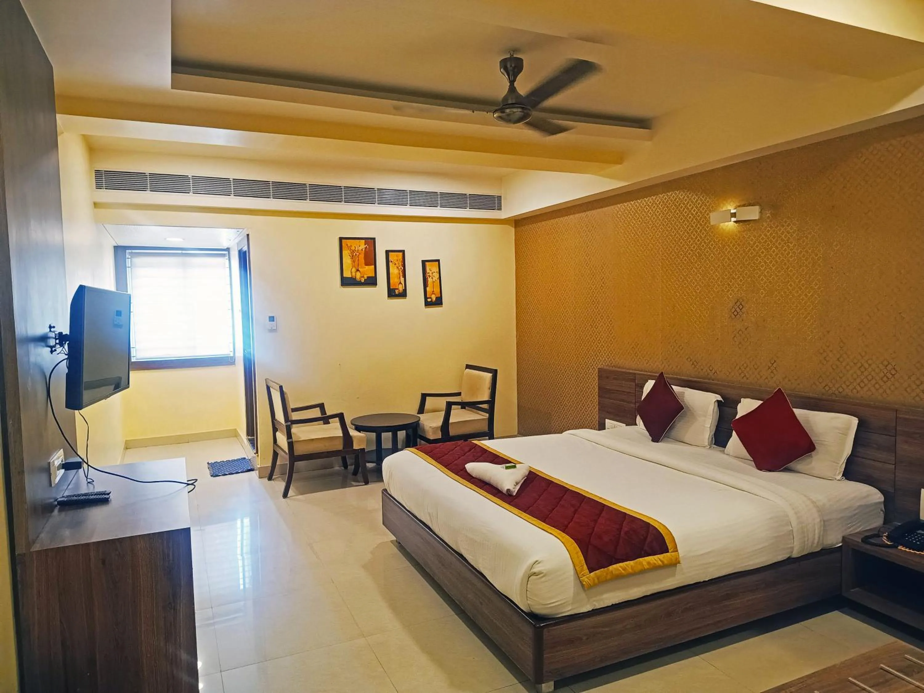 Bedroom in G Comforts Electronics City