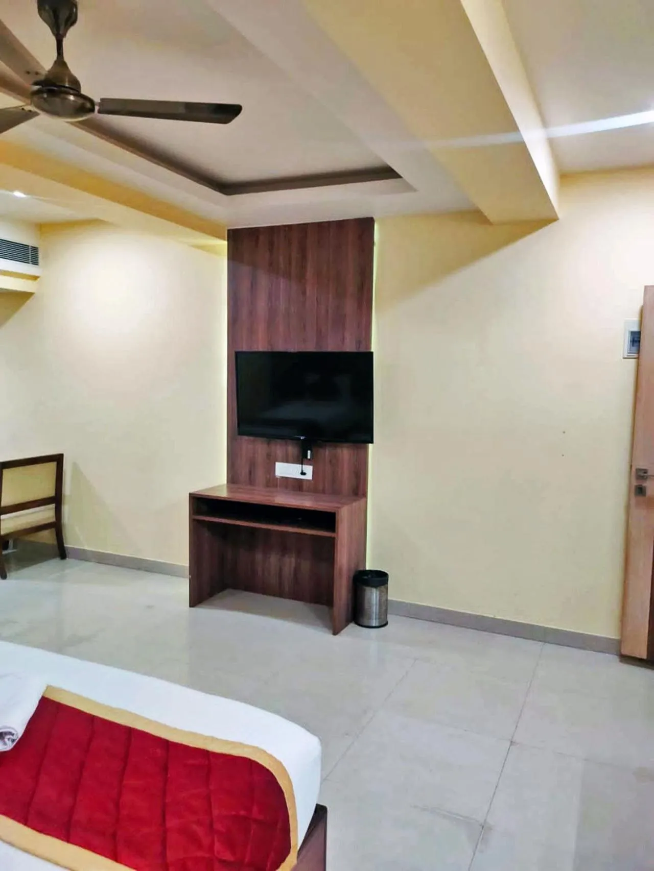 Bedroom in G Comforts Electronics City