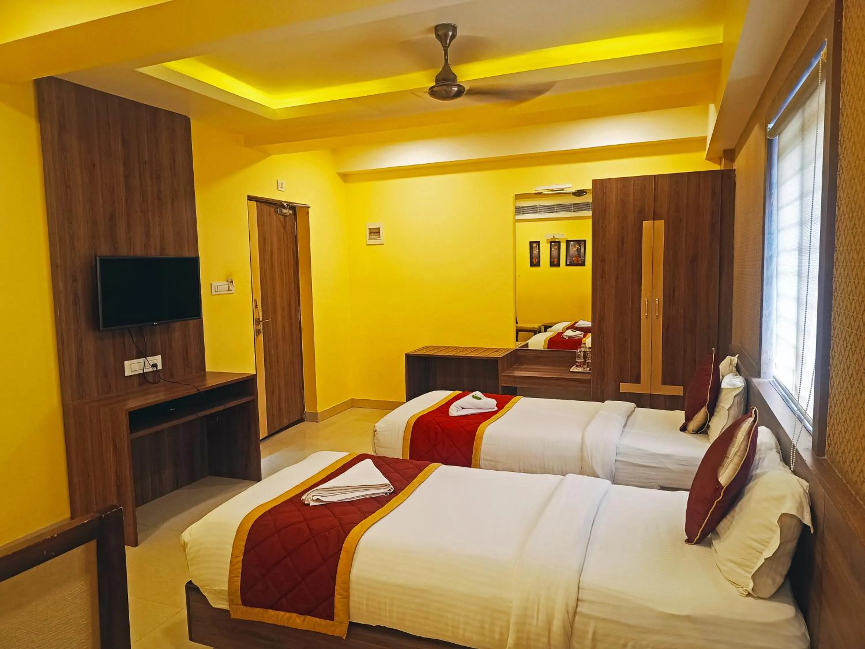 Bedroom in G Comforts Electronics City