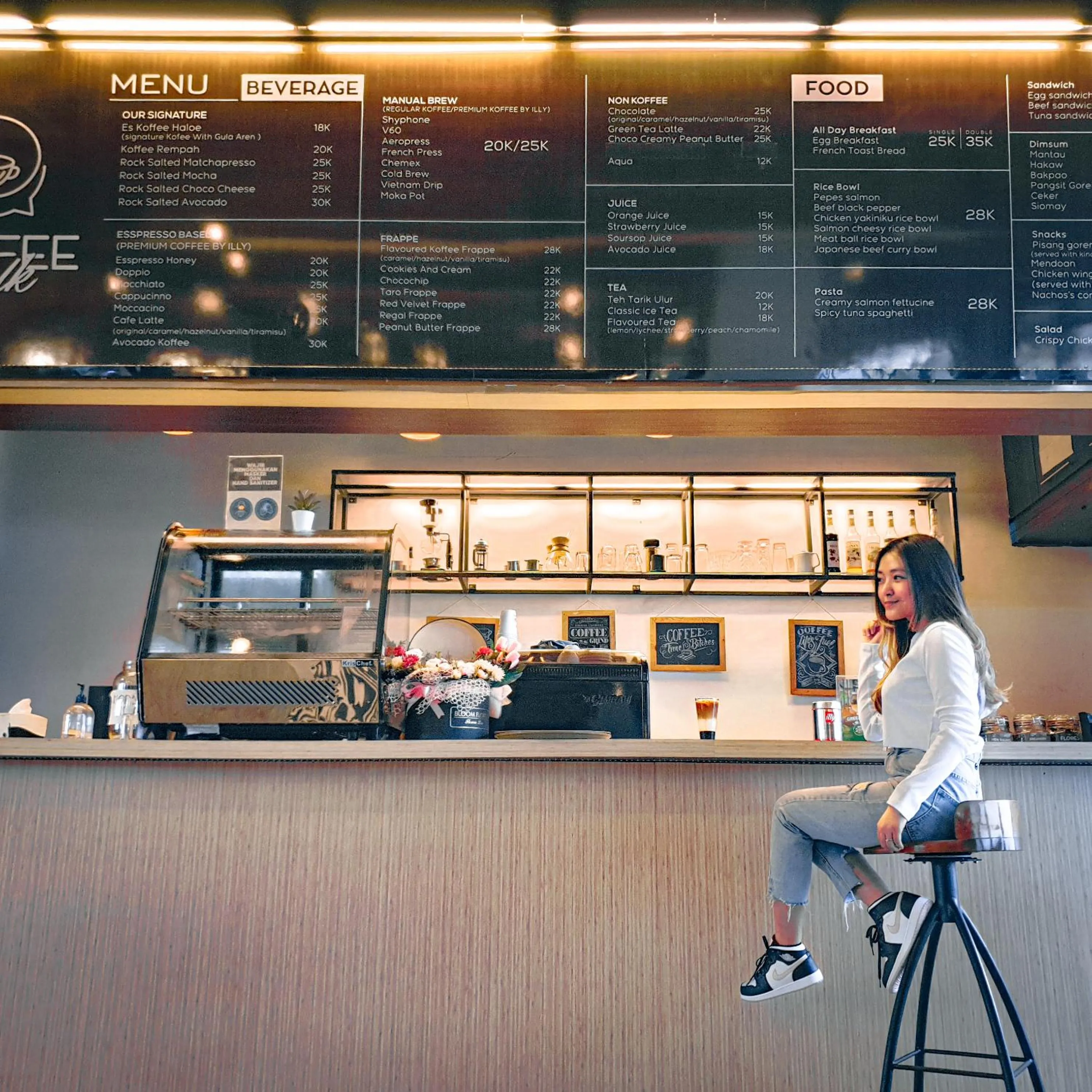 Restaurant/places to eat in Grand Edge Hotel Semarang