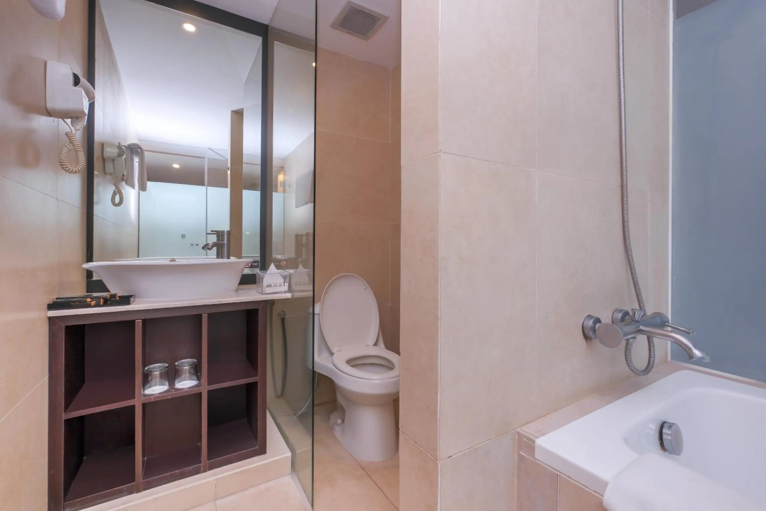 Bathroom in Grand Edge Hotel Semarang