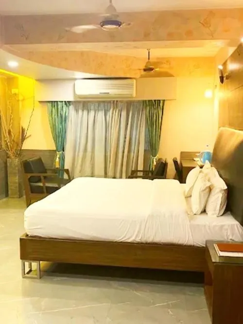 Bed in The Majestic Icon