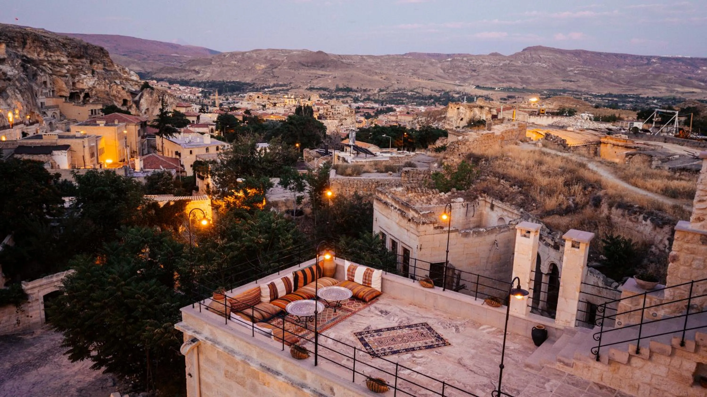Natural landscape in Lagoon Cave Suites