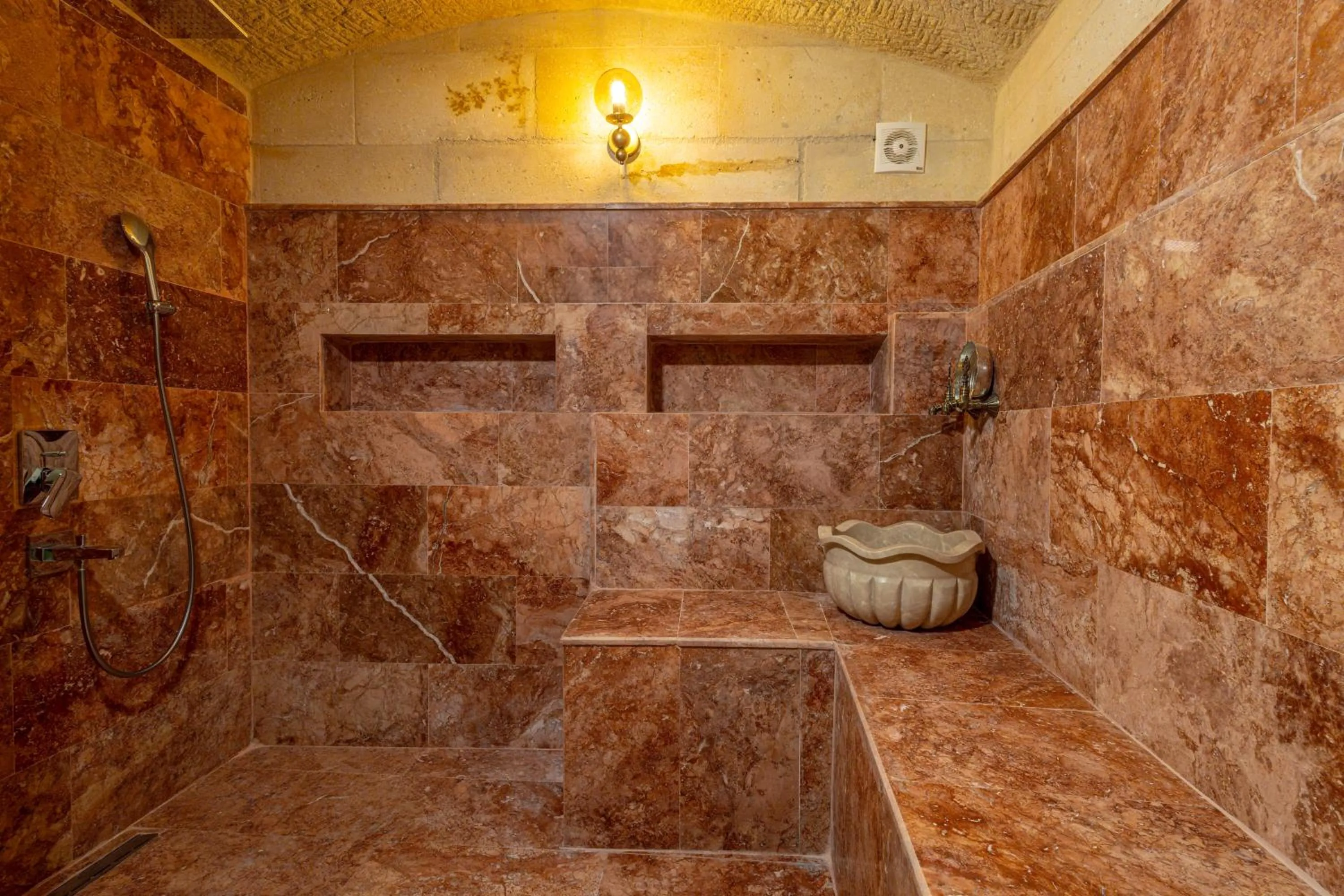 Bathroom in Lagoon Cave Suites