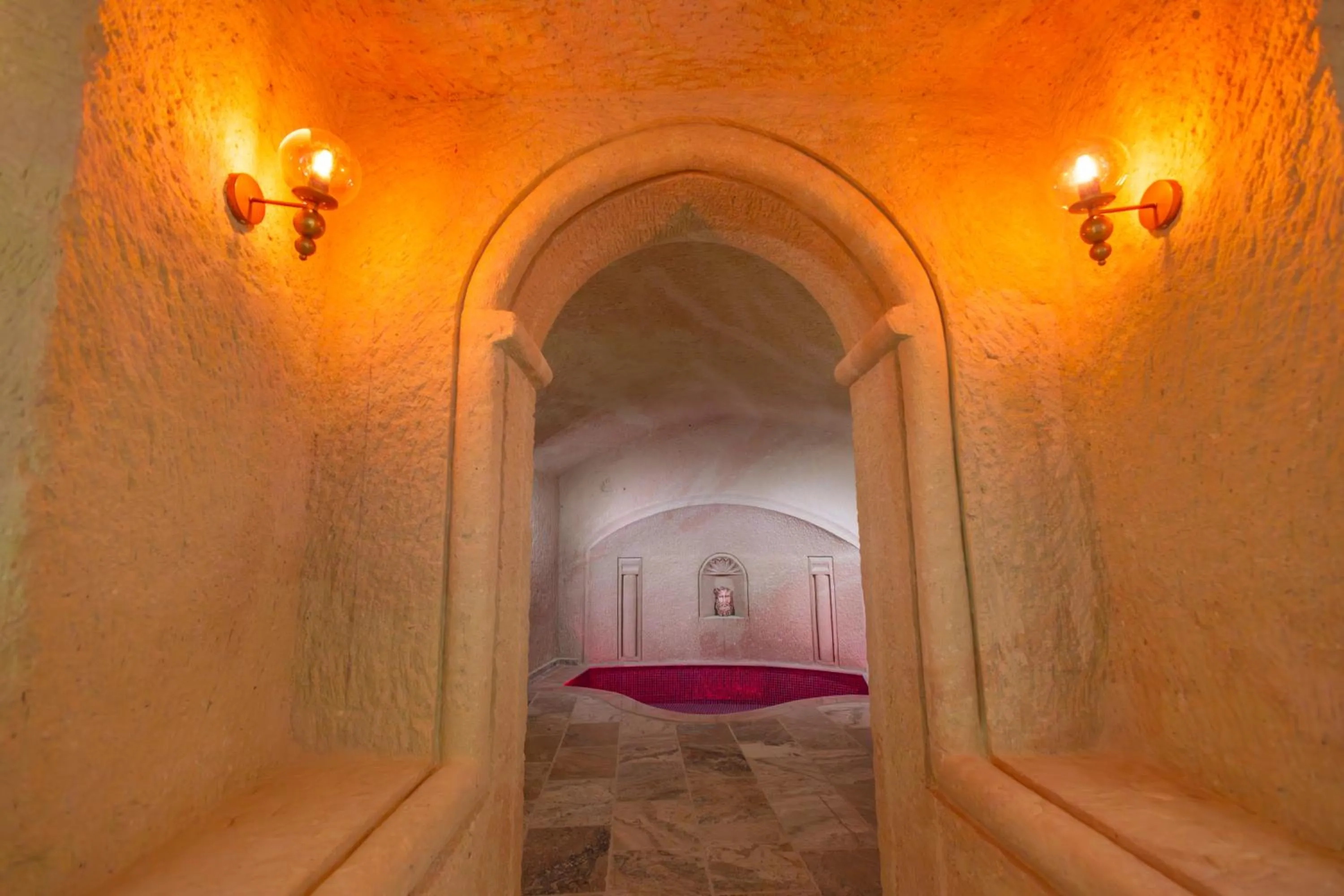 Swimming pool in Lagoon Cave Suites