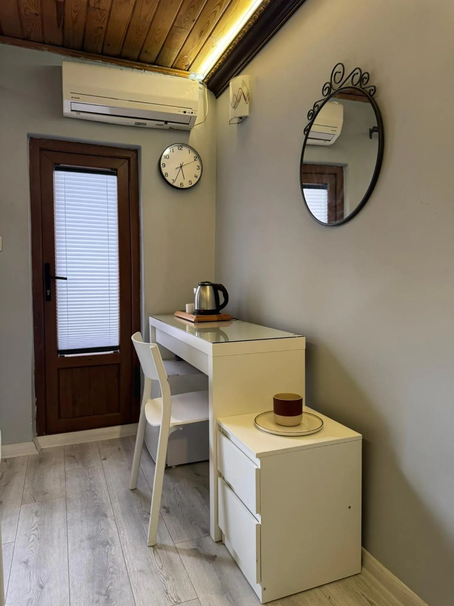 air conditioner in White Inn Taksim