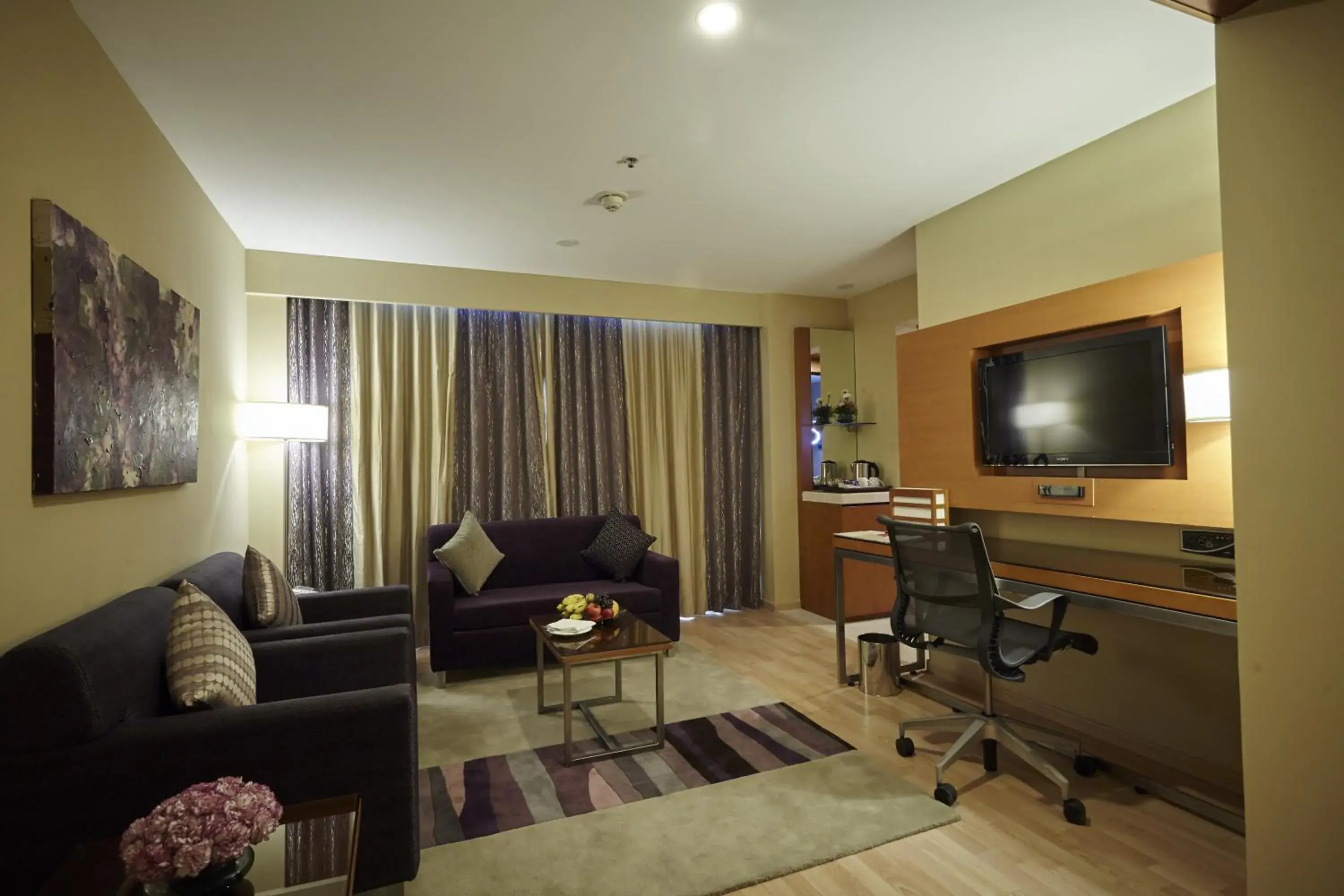 Junior Suite - single occupancy in Turyaa Chennai - OMR IT Expressway Junior Suite - single occupancy in Turyaa Chennai - OMR IT Expressway