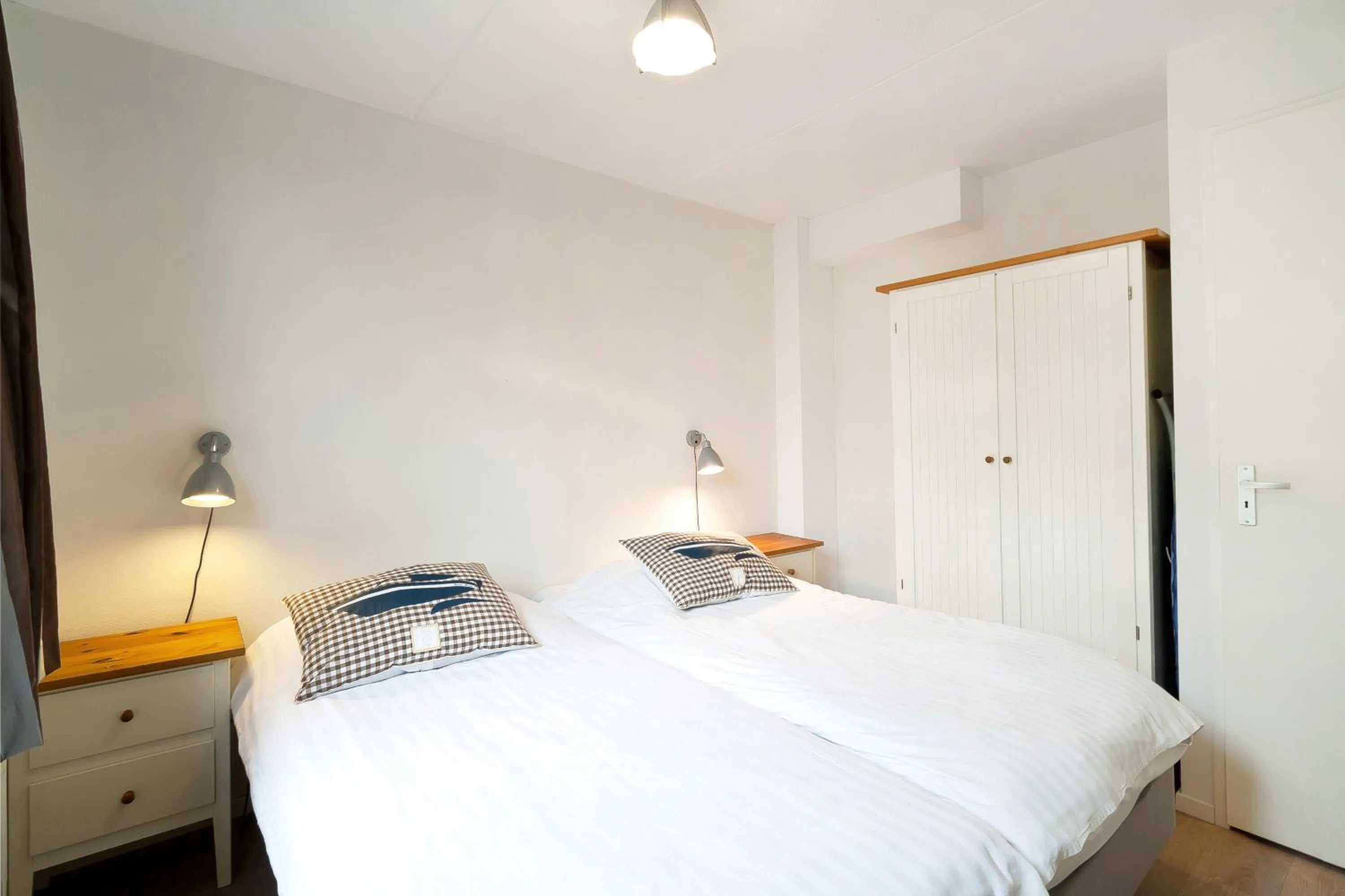 Bedroom, Bed in Boathouse Suburban Amsterdam