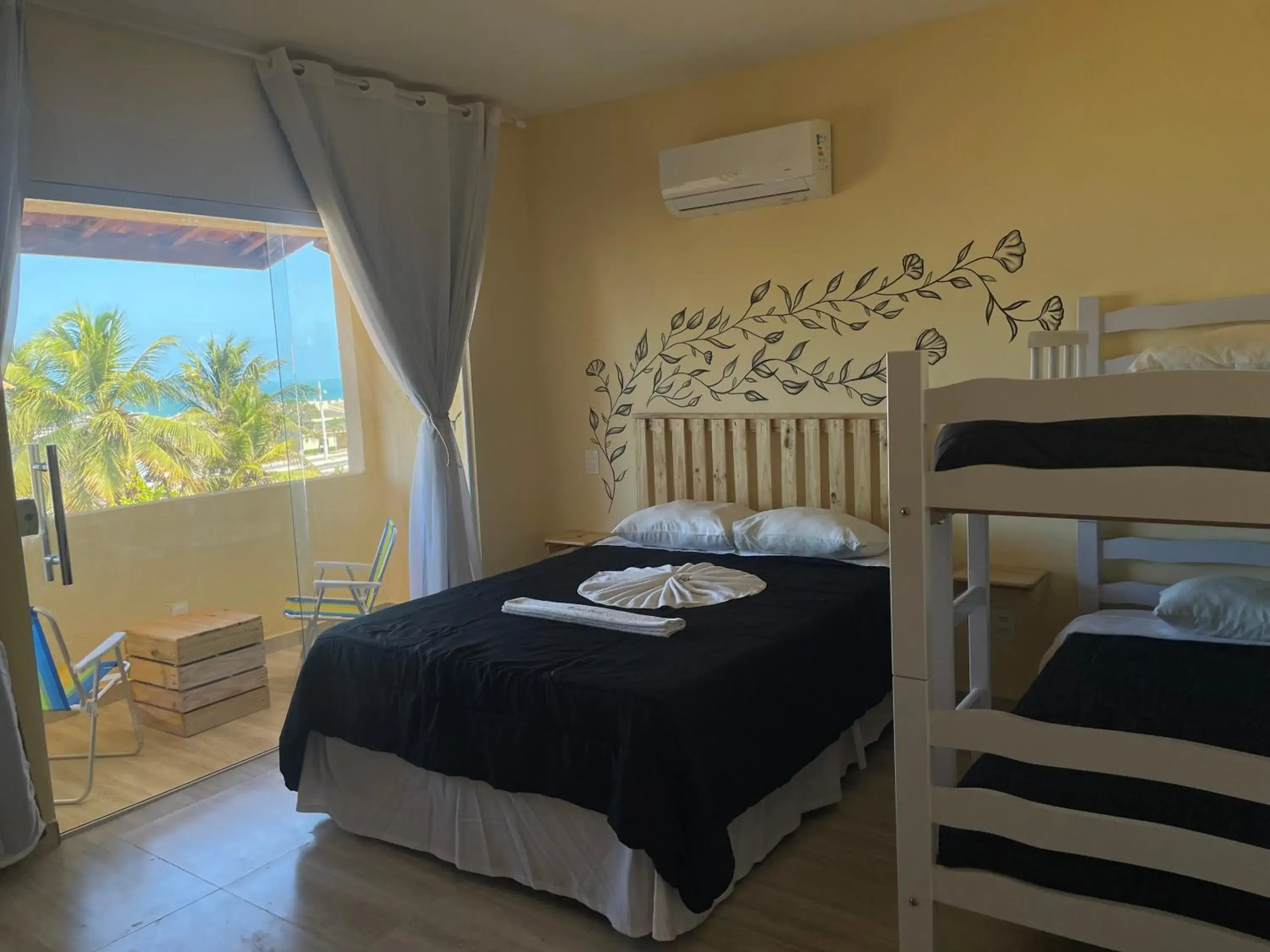 Quadruple Room with Balcony - single occupancy in Pousada Ceará - Porto das Dunas Quadruple Room with Balcony - single occupancy in Pousada Ceará - Porto das Dunas