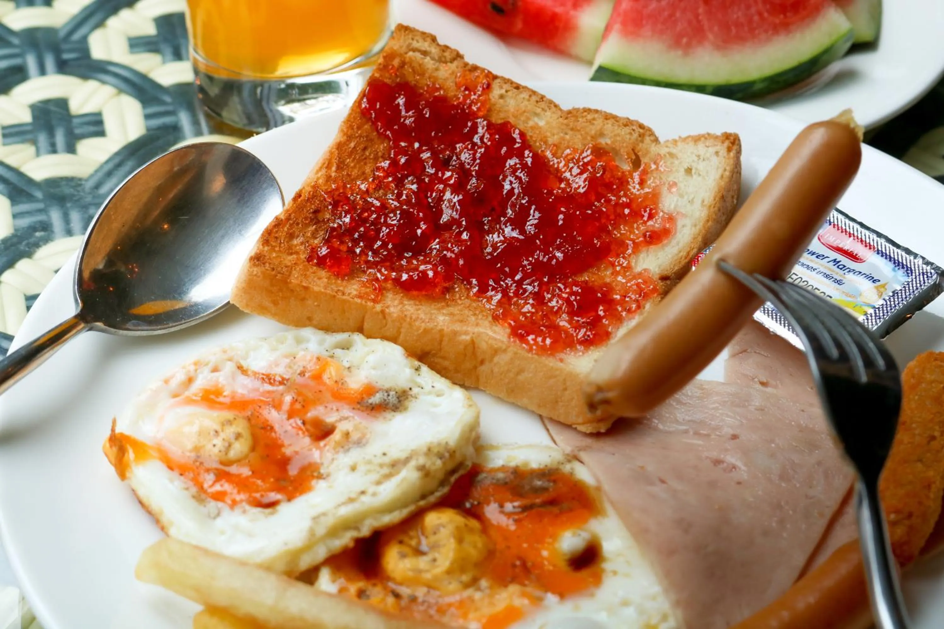 Food and drinks in The Riche Boutique Hotel Don Mueang Airport