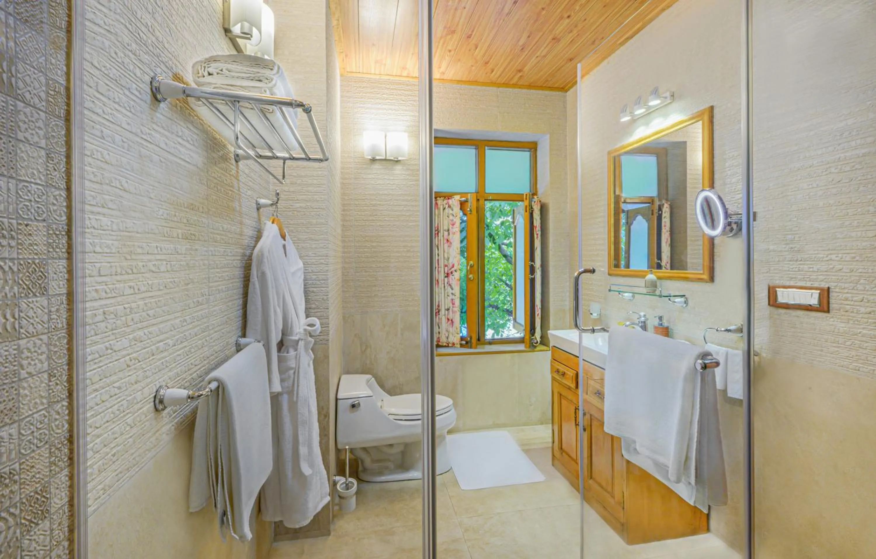 Shower in Storii By ITC Hotels Urvashis Retreat, Manali