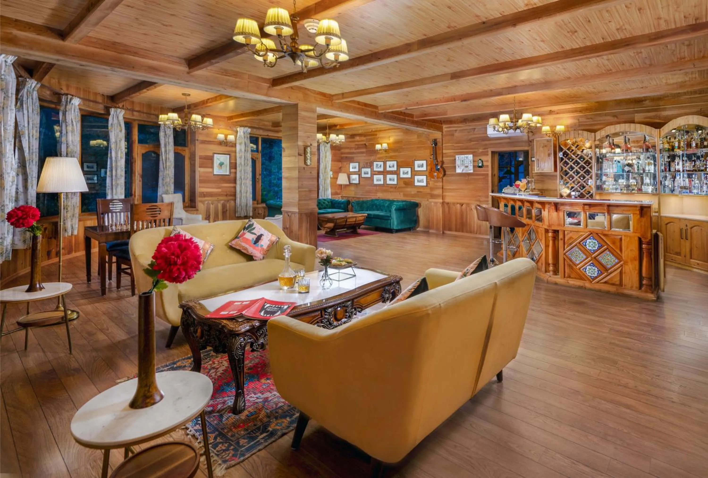 Lounge or bar in Storii By ITC Hotels Urvashis Retreat, Manali