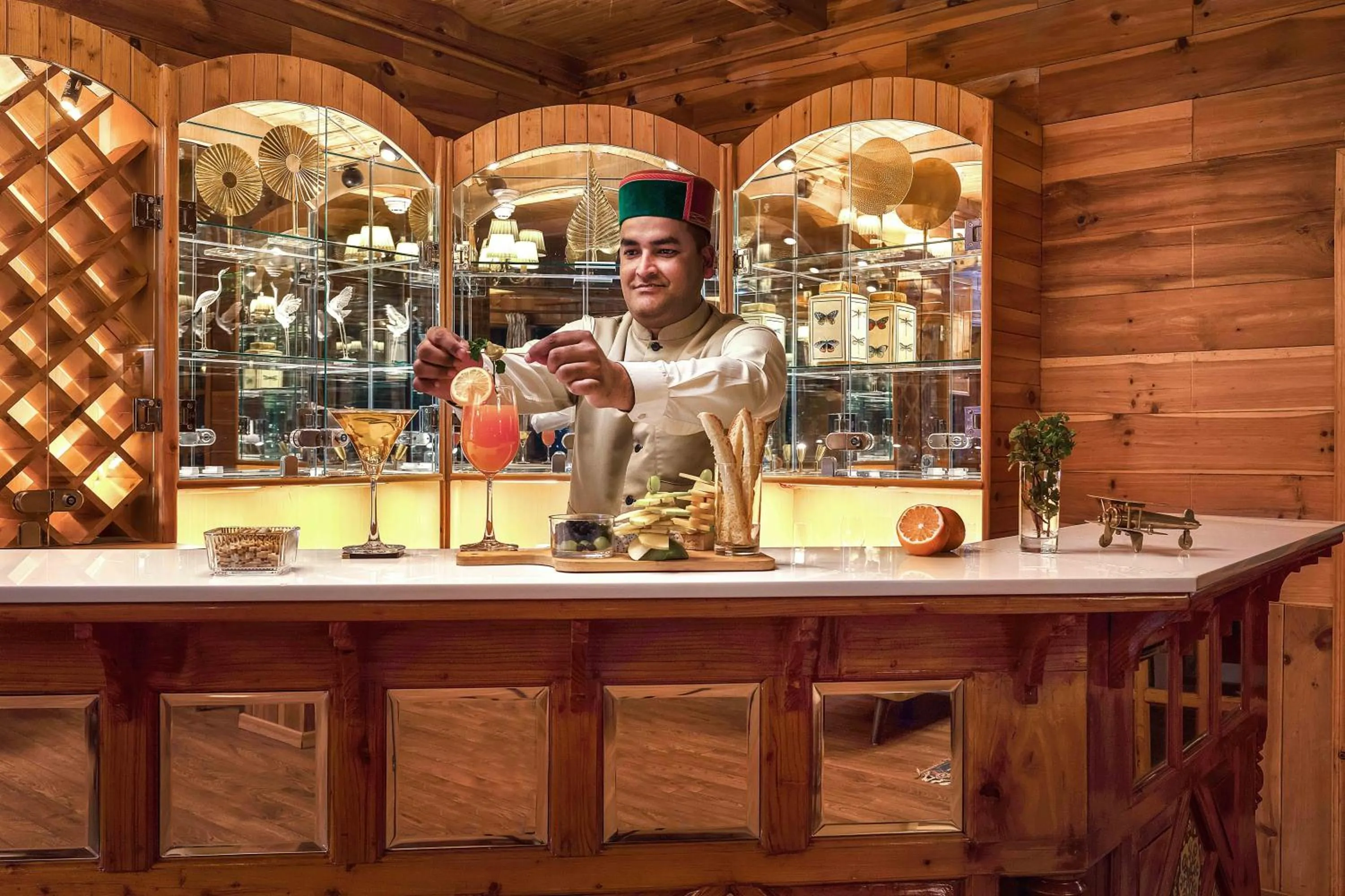 Lounge or bar in Storii By ITC Hotels Urvashis Retreat, Manali