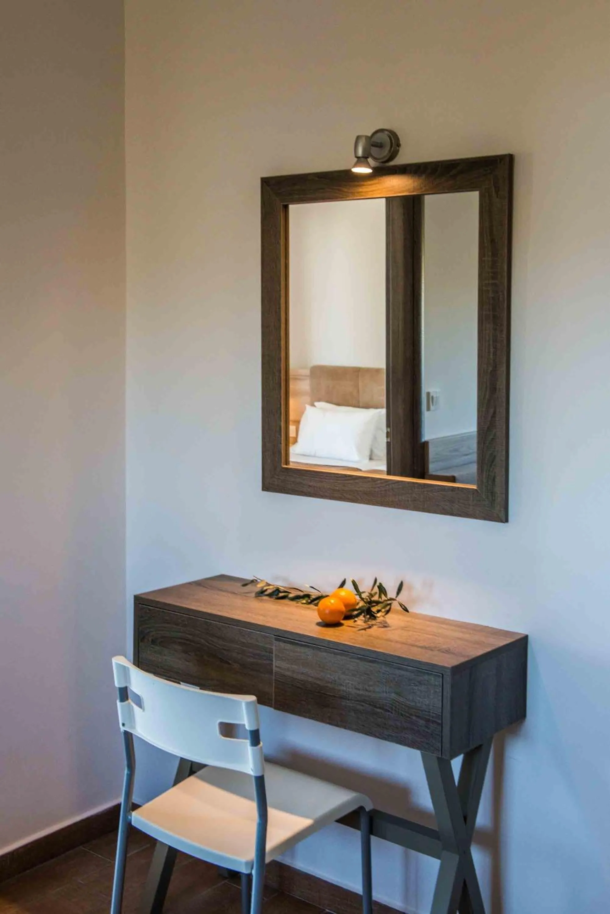 Decorative detail in Gerona Mare Apartments