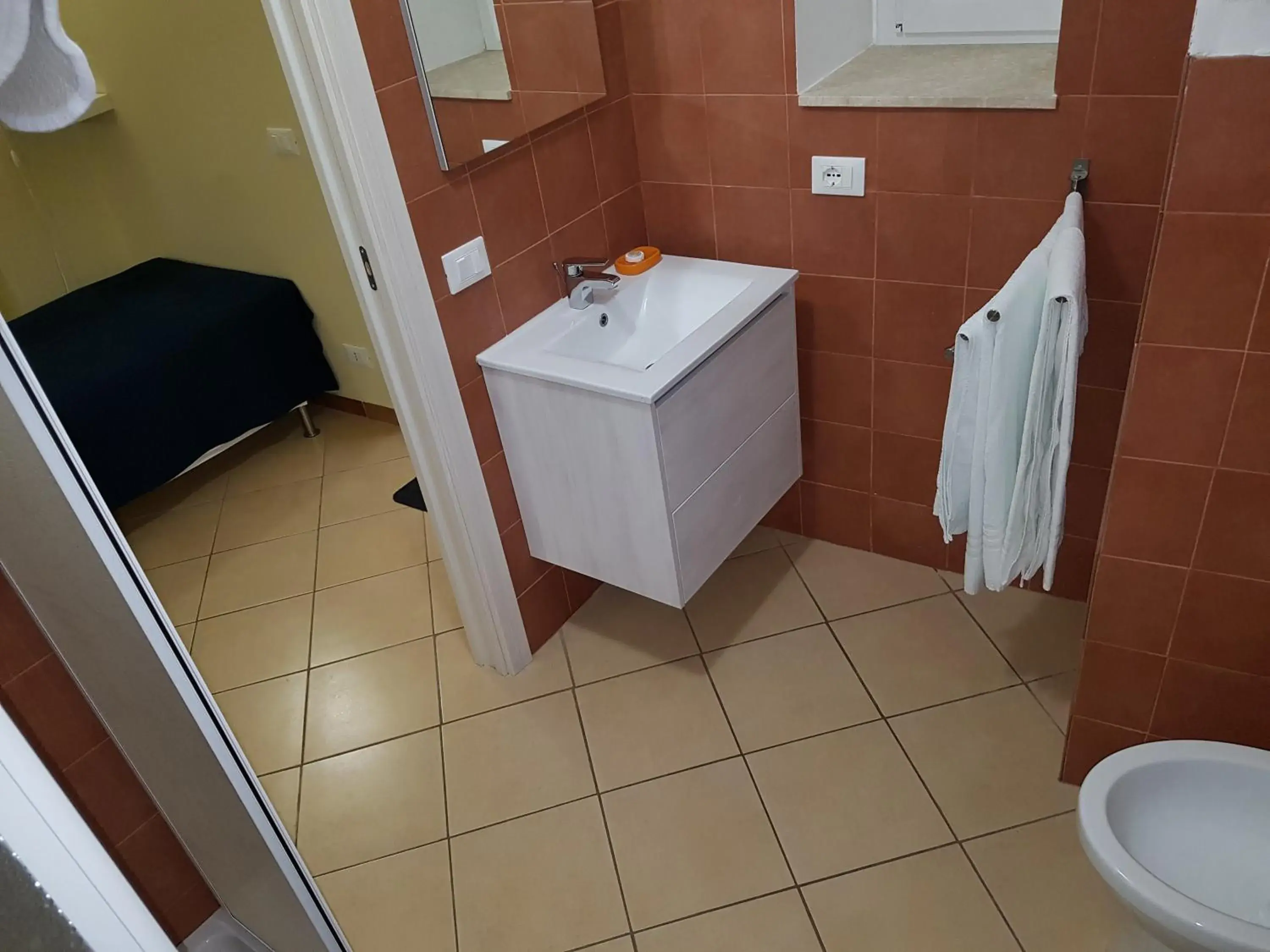 Triple Room in Beda Ragusa Triple Room in Beda Ragusa