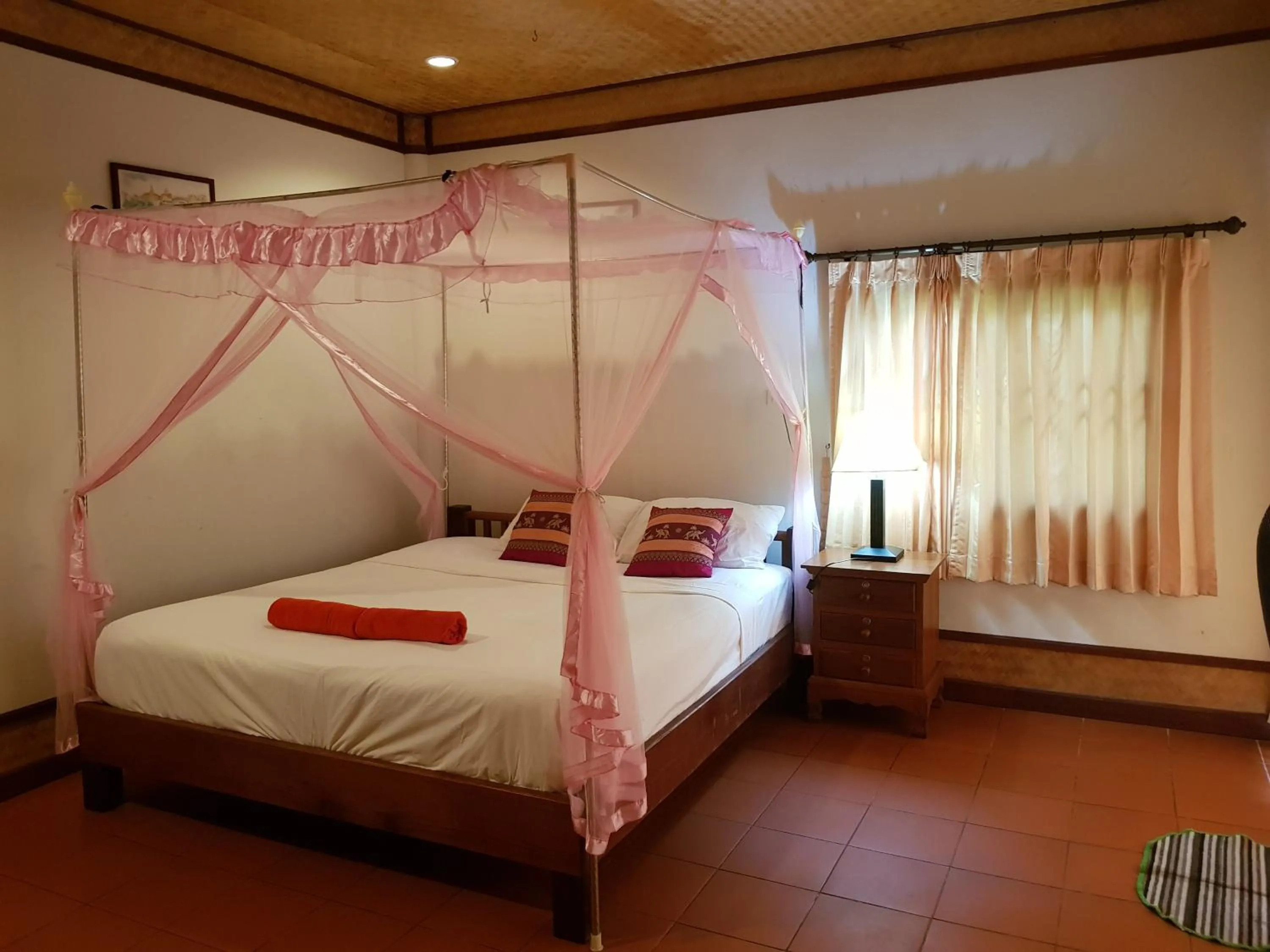 Bed in Aow Leuk Grand Hill