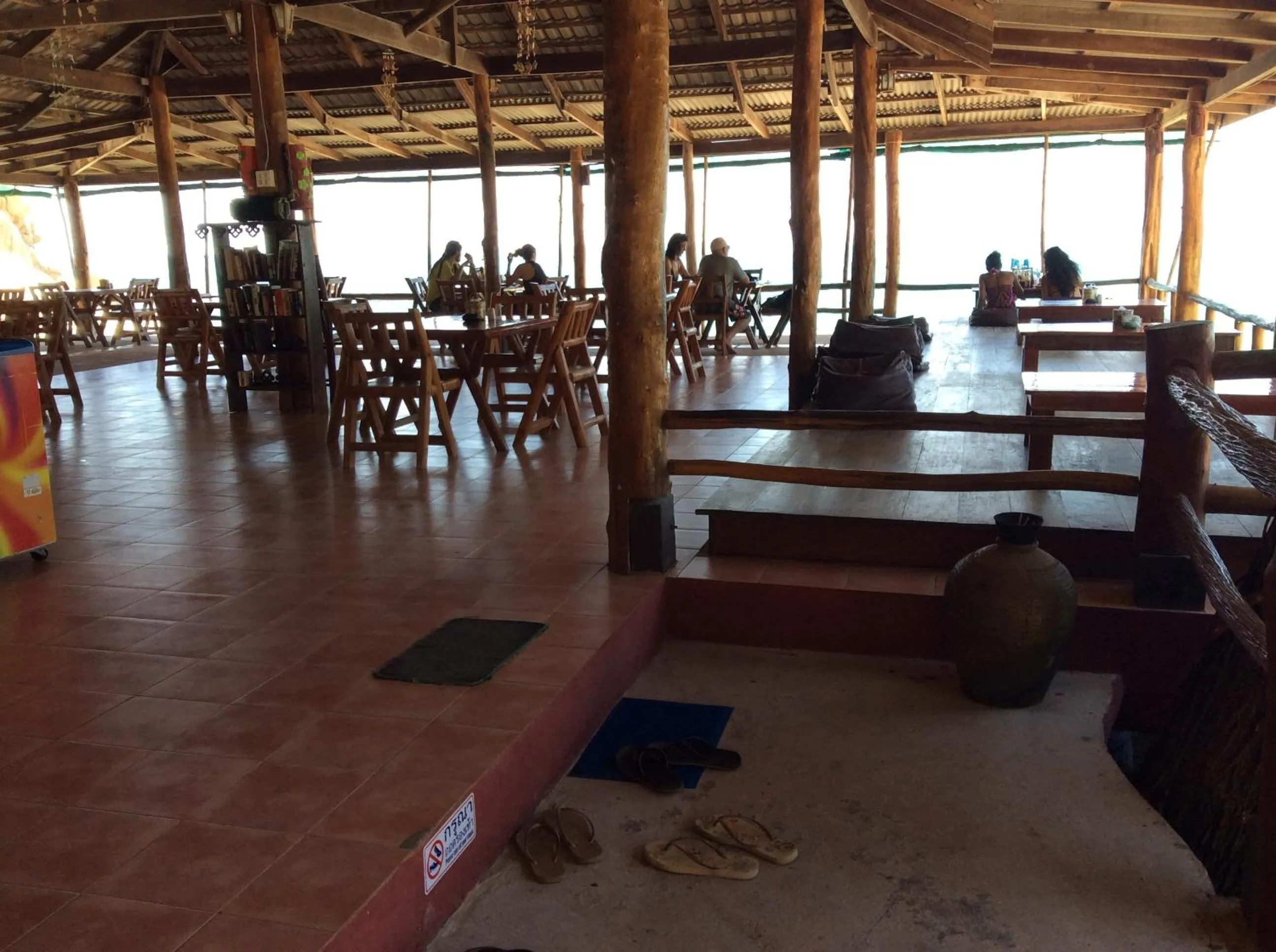 Restaurant/places to eat in Aow Leuk Grand Hill