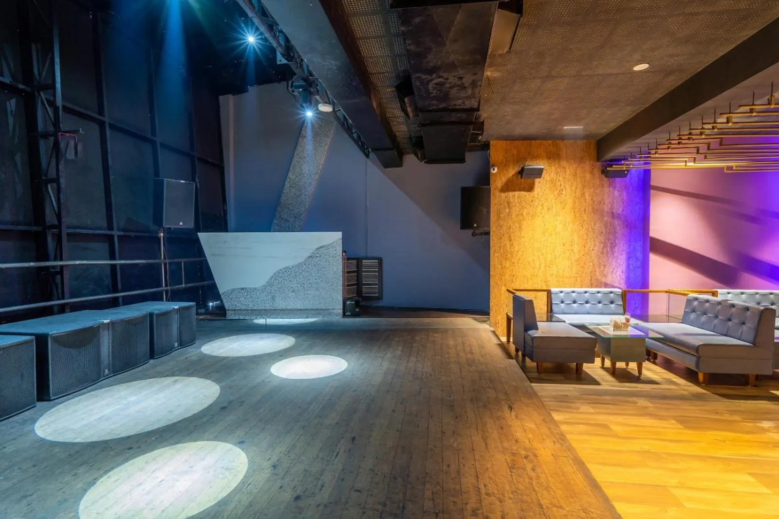 Banquet/Function facilities in Hotel Mayura