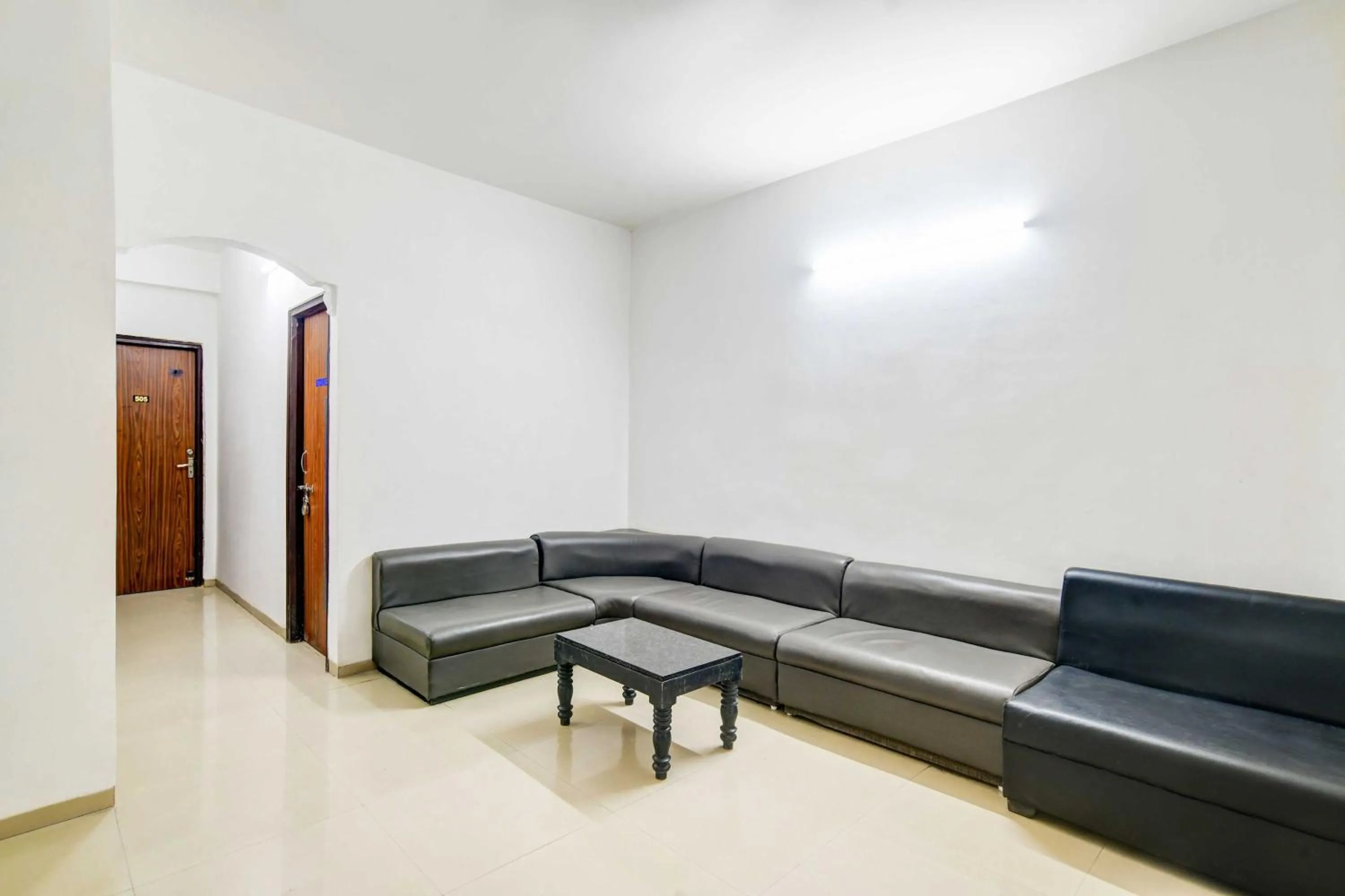 Living room in Collection O Indraprasth